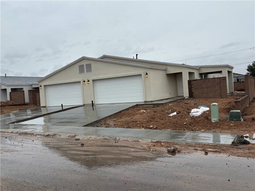 931 Berk Street. Kingman, AZ 86409