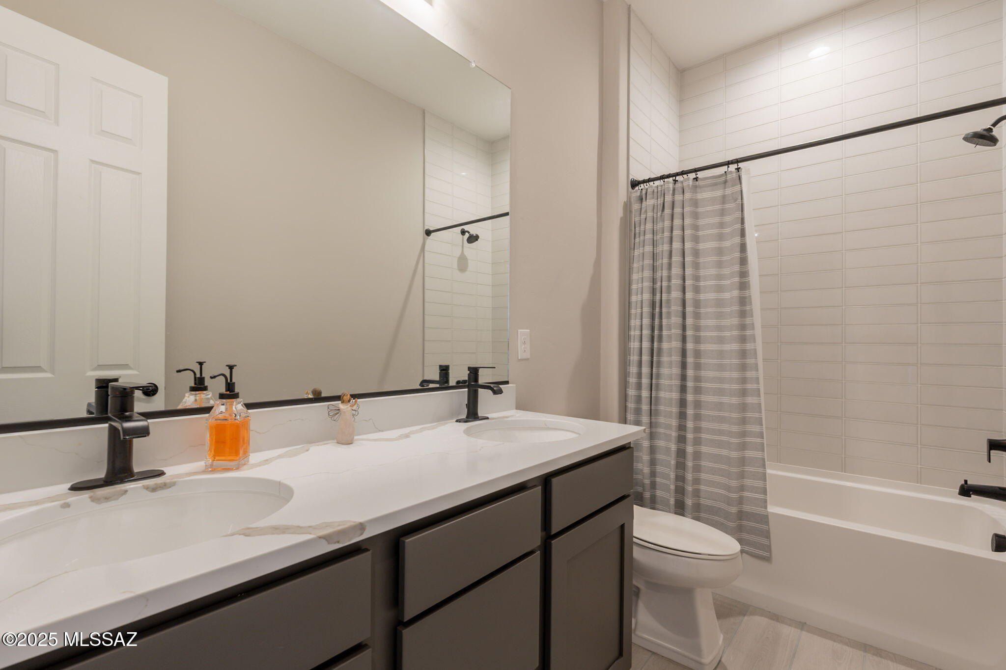 14439 N Twin Saguaro Drive. Marana, AZ 85658