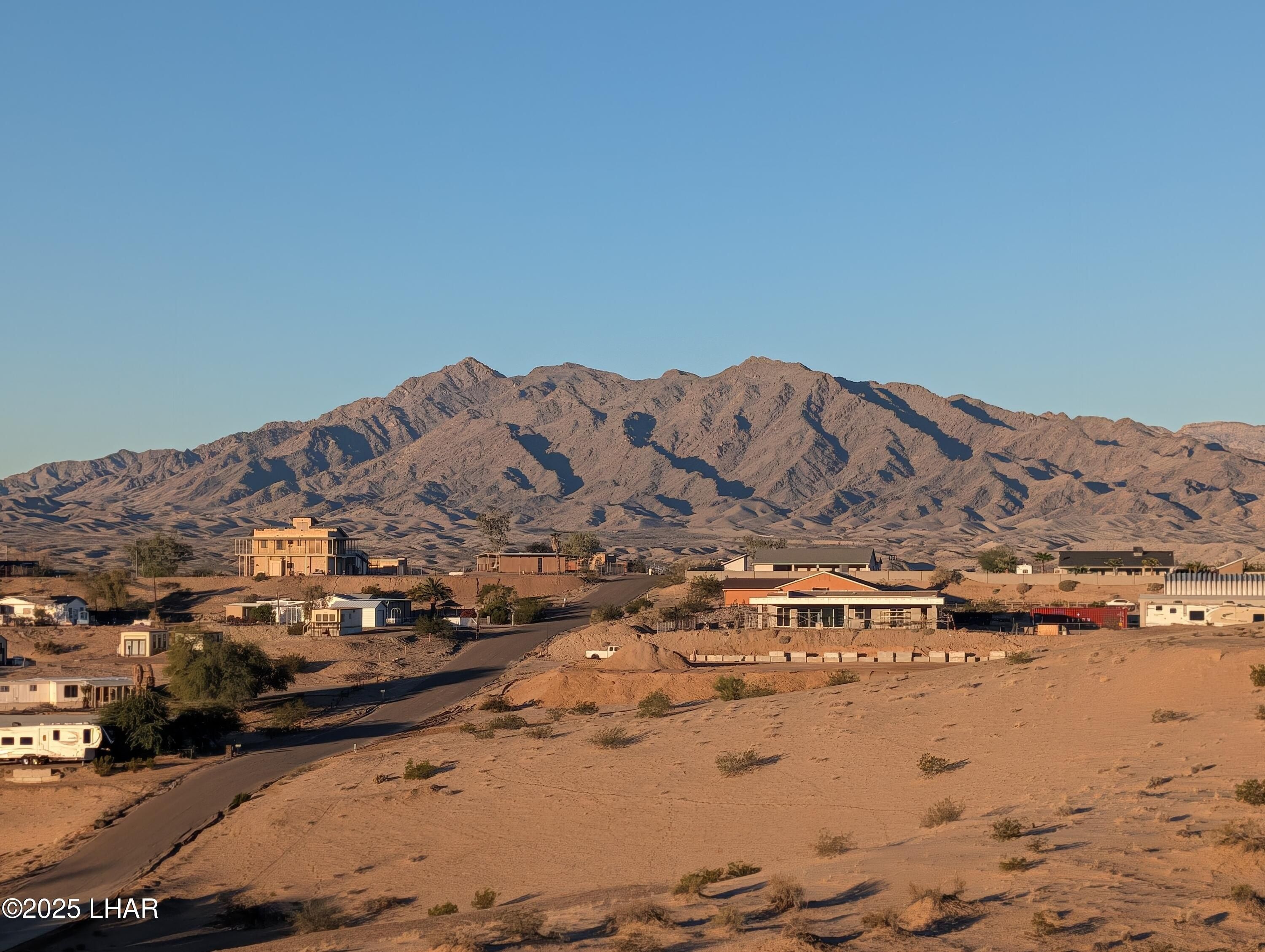 1084 Riverside Dr. Lake Havasu City, AZ 86404