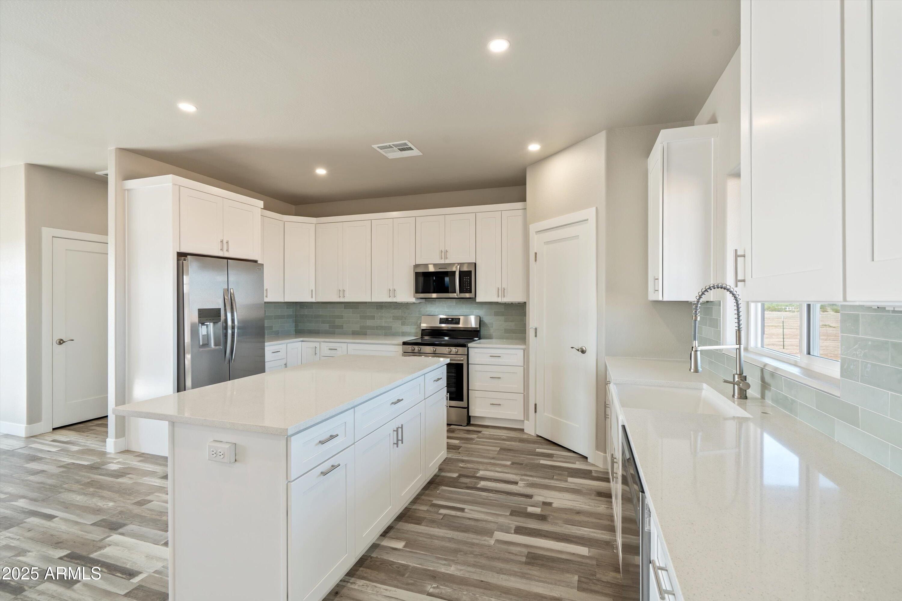 10948 E Angus Lane. Coolidge, AZ 85128