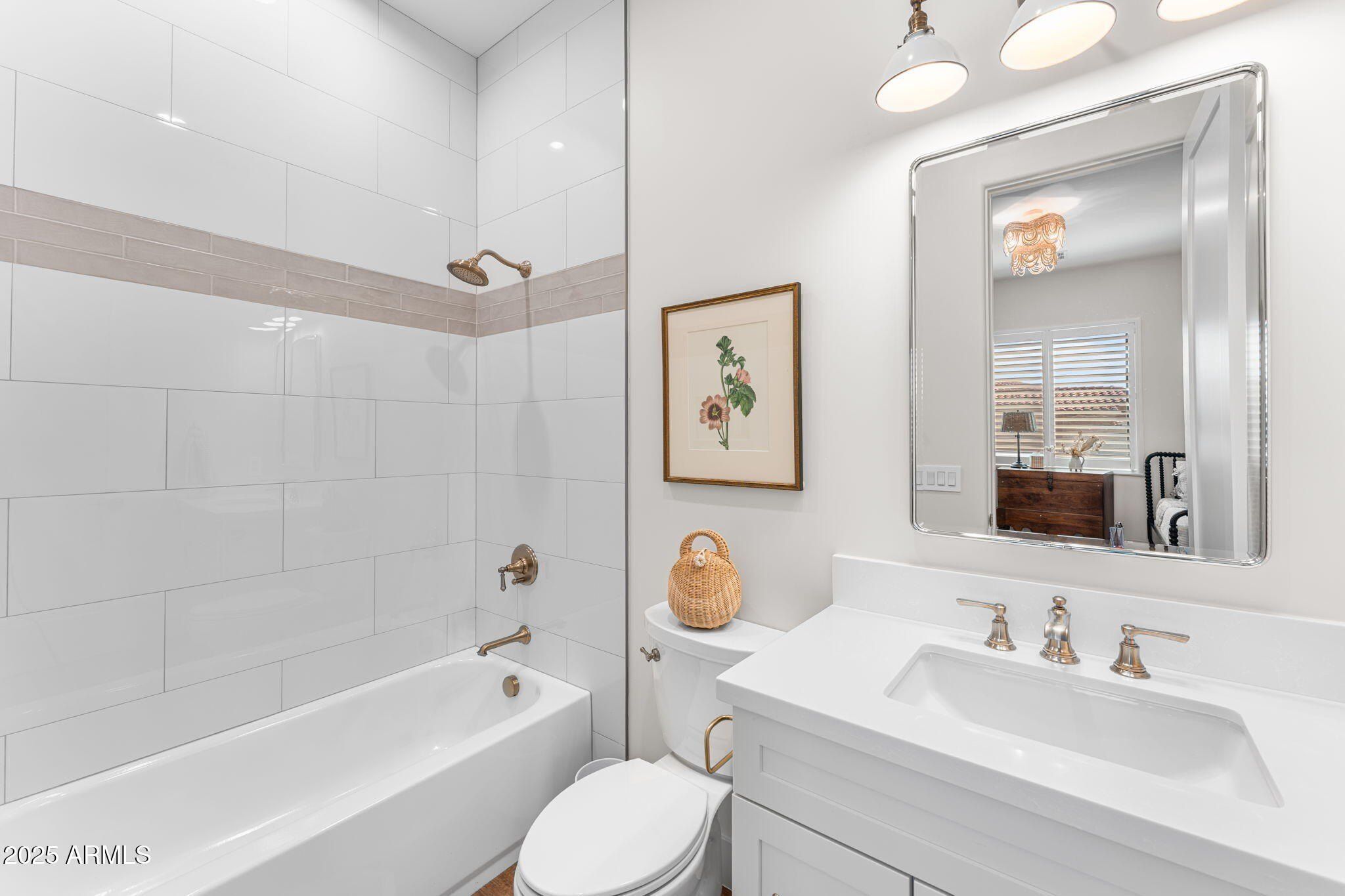 7426 E Forest Trail Circle. Mesa, AZ 85207