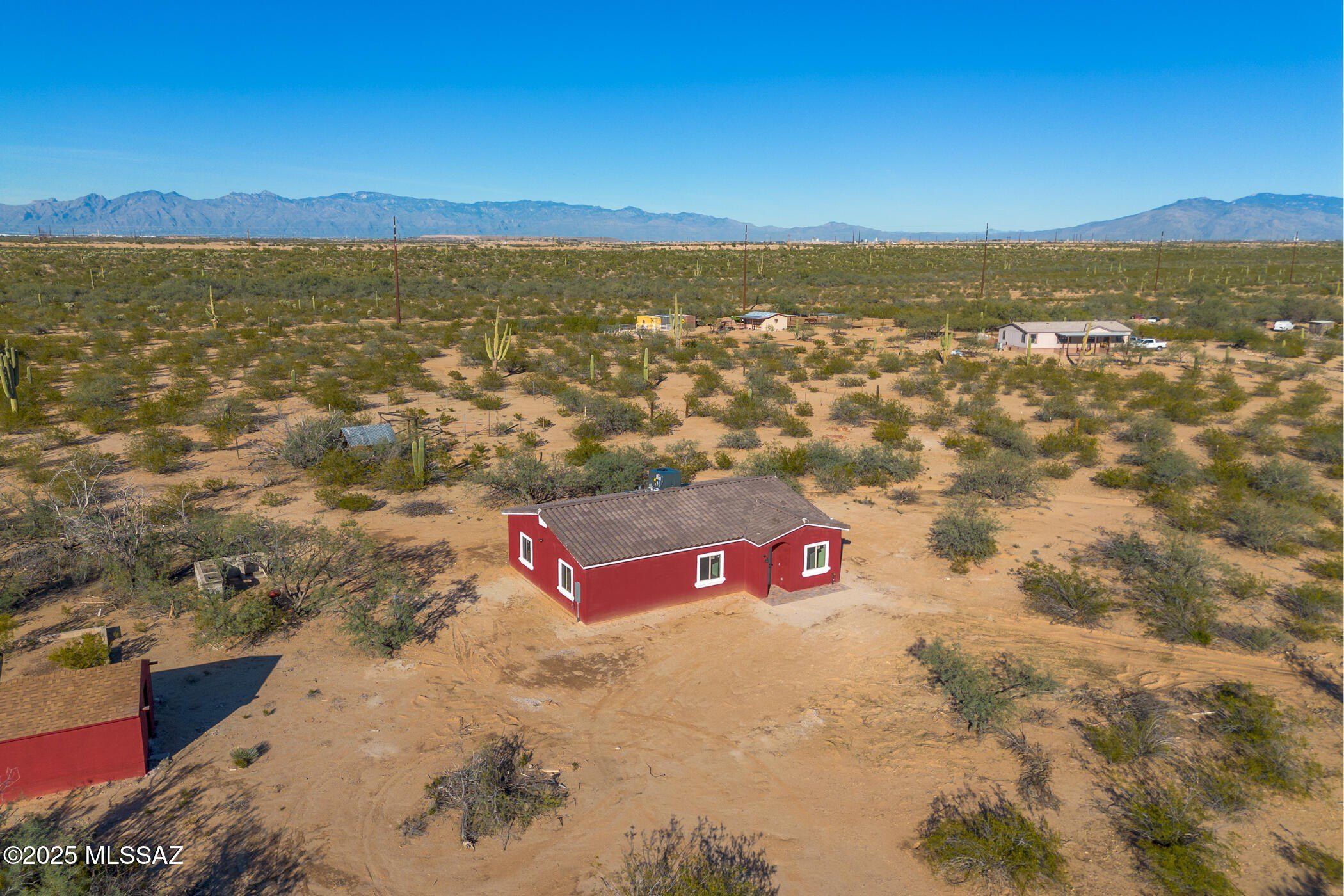 3915 E Singing Cactus Lane. Tucson, AZ 85756