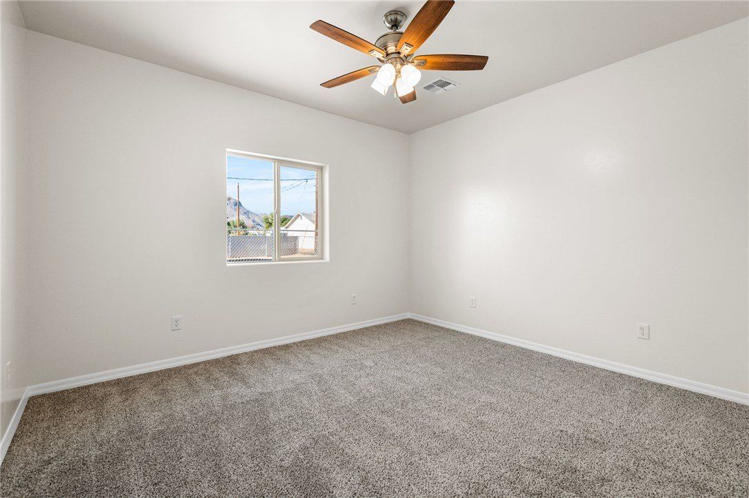 2275 E Ames Avenue. Kingman, AZ 86409