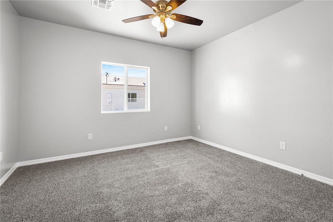 2265 E Ames Avenue. Kingman, AZ 86409