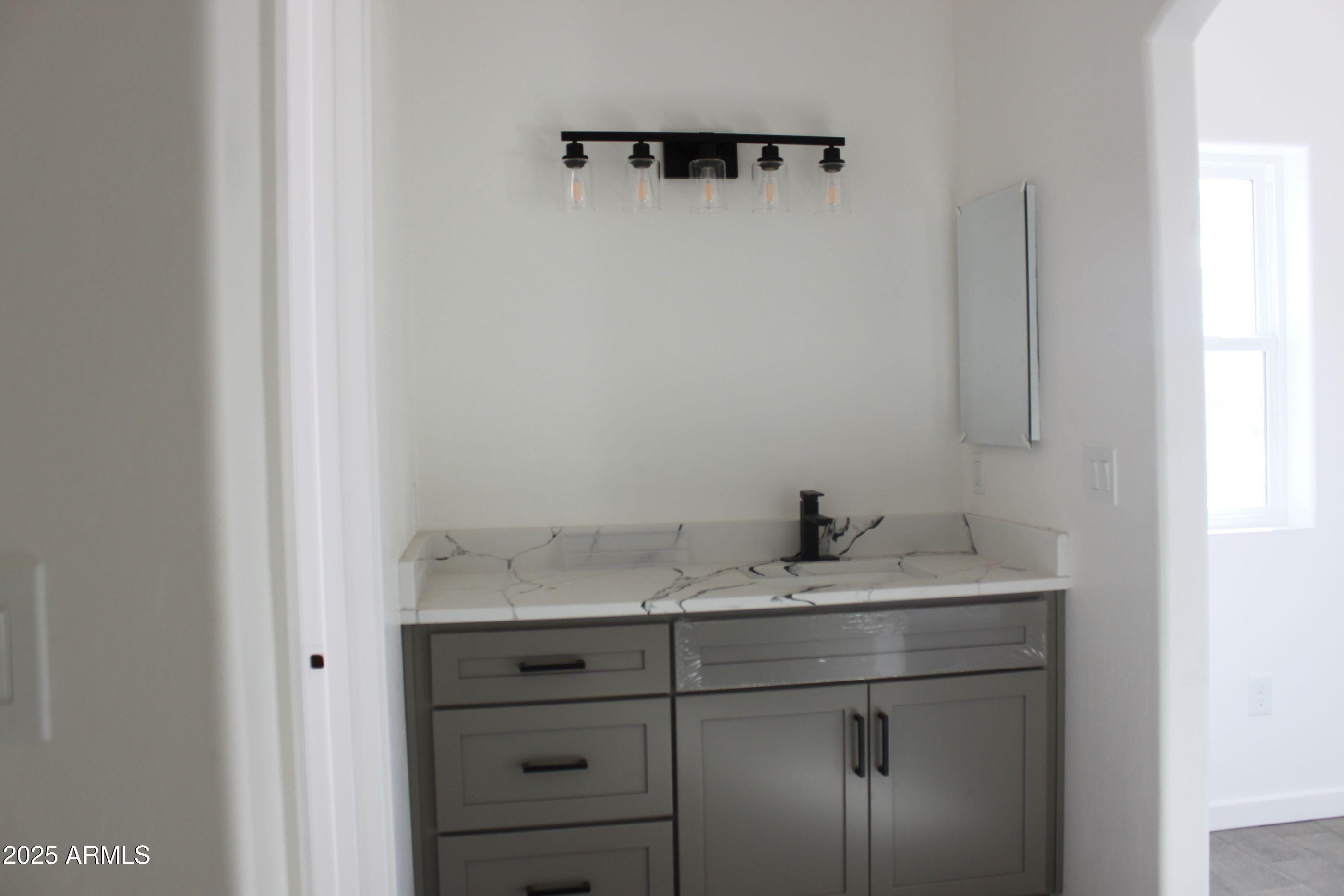 6370 S Jaxel Road. Hereford, AZ 85615