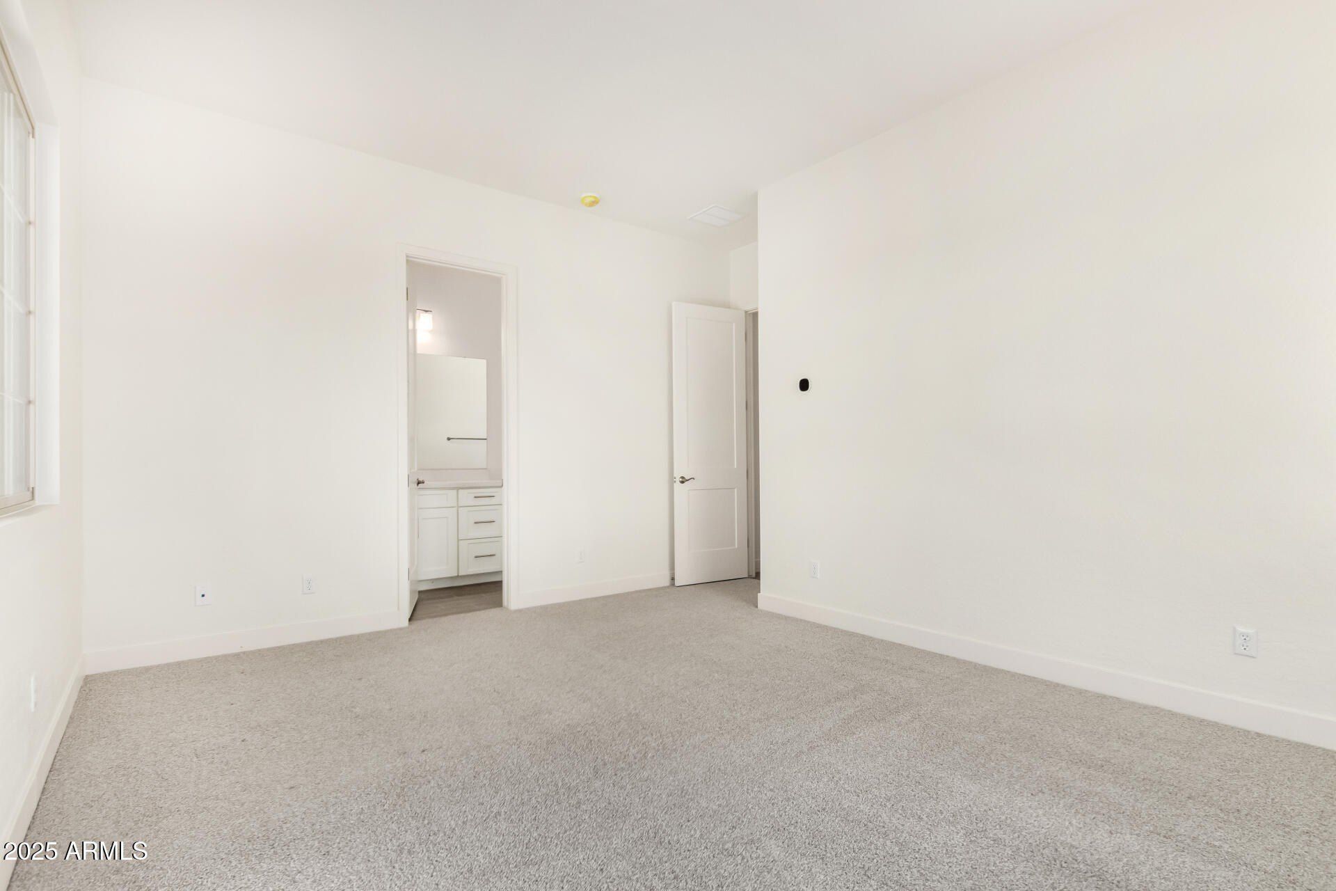 1907 W Brooke Lane. Queen Creek, AZ 85144