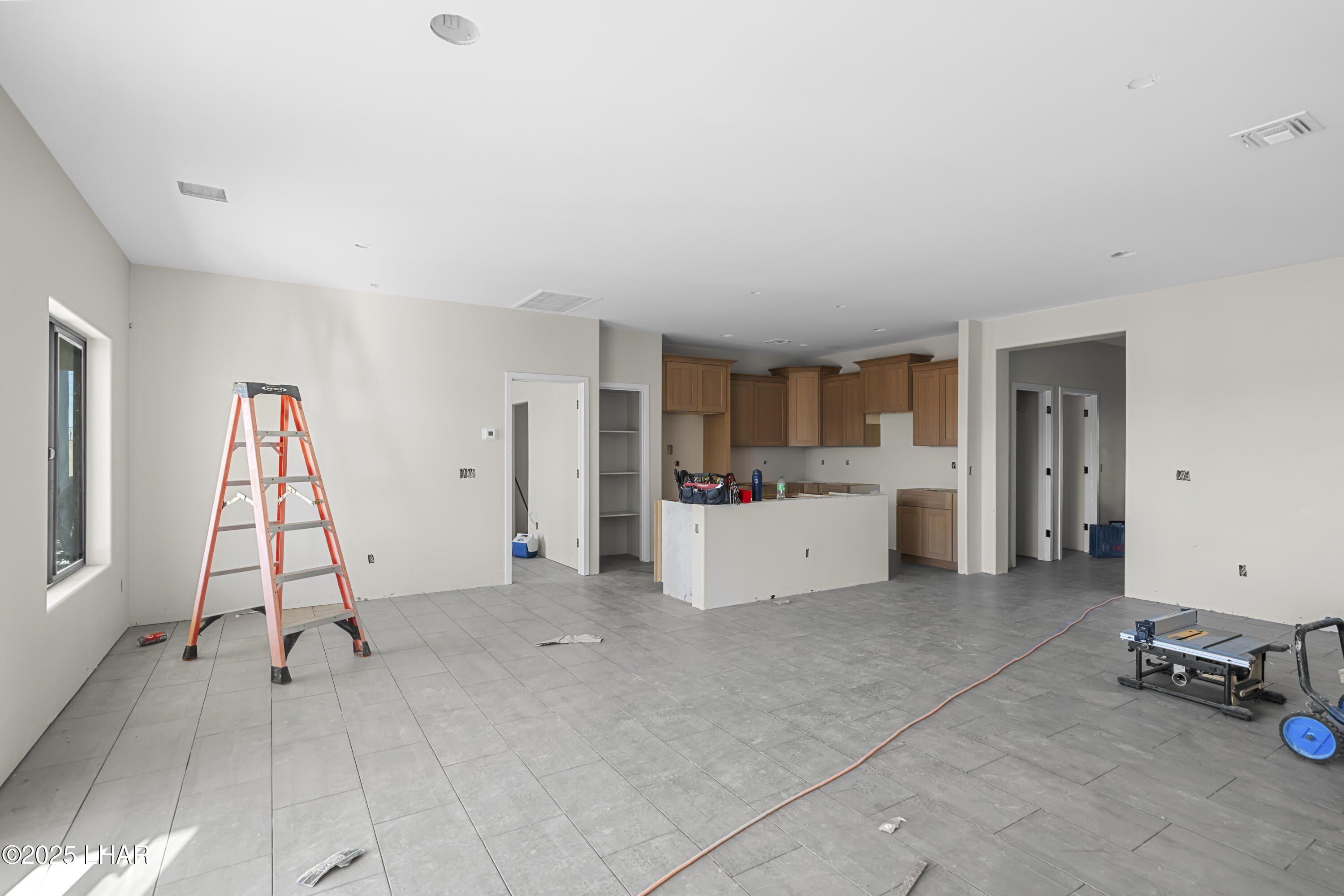 881 Pueblo Dr. Lake Havasu City, AZ 86406