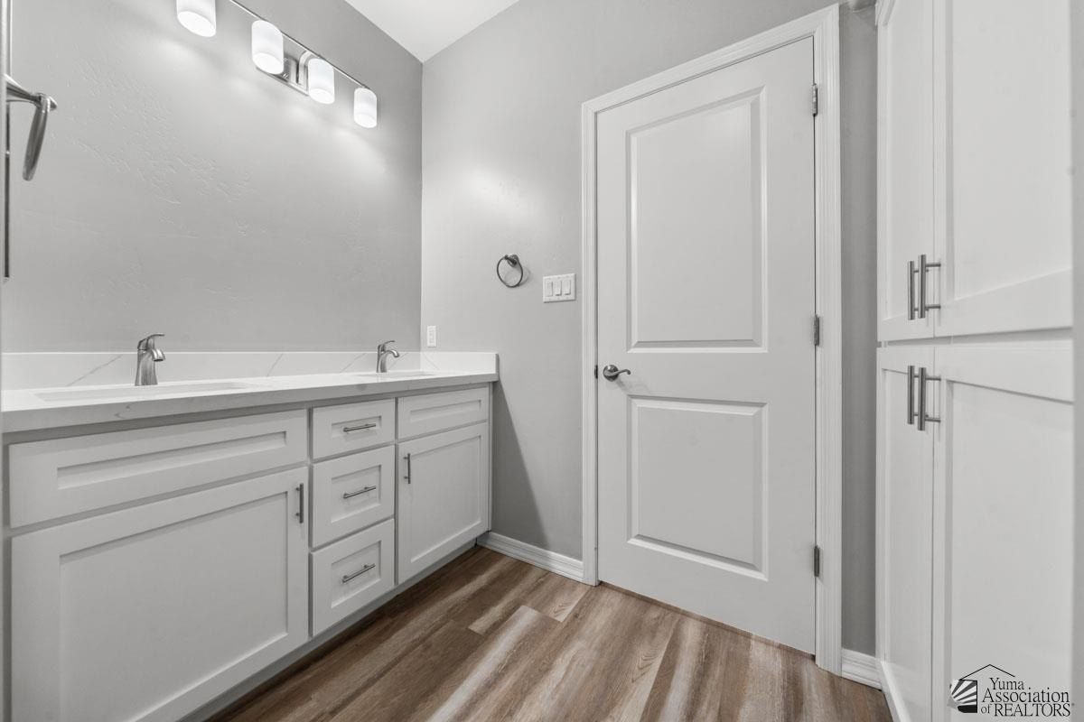 10677 E 45 Ln. Yuma, AZ 85367