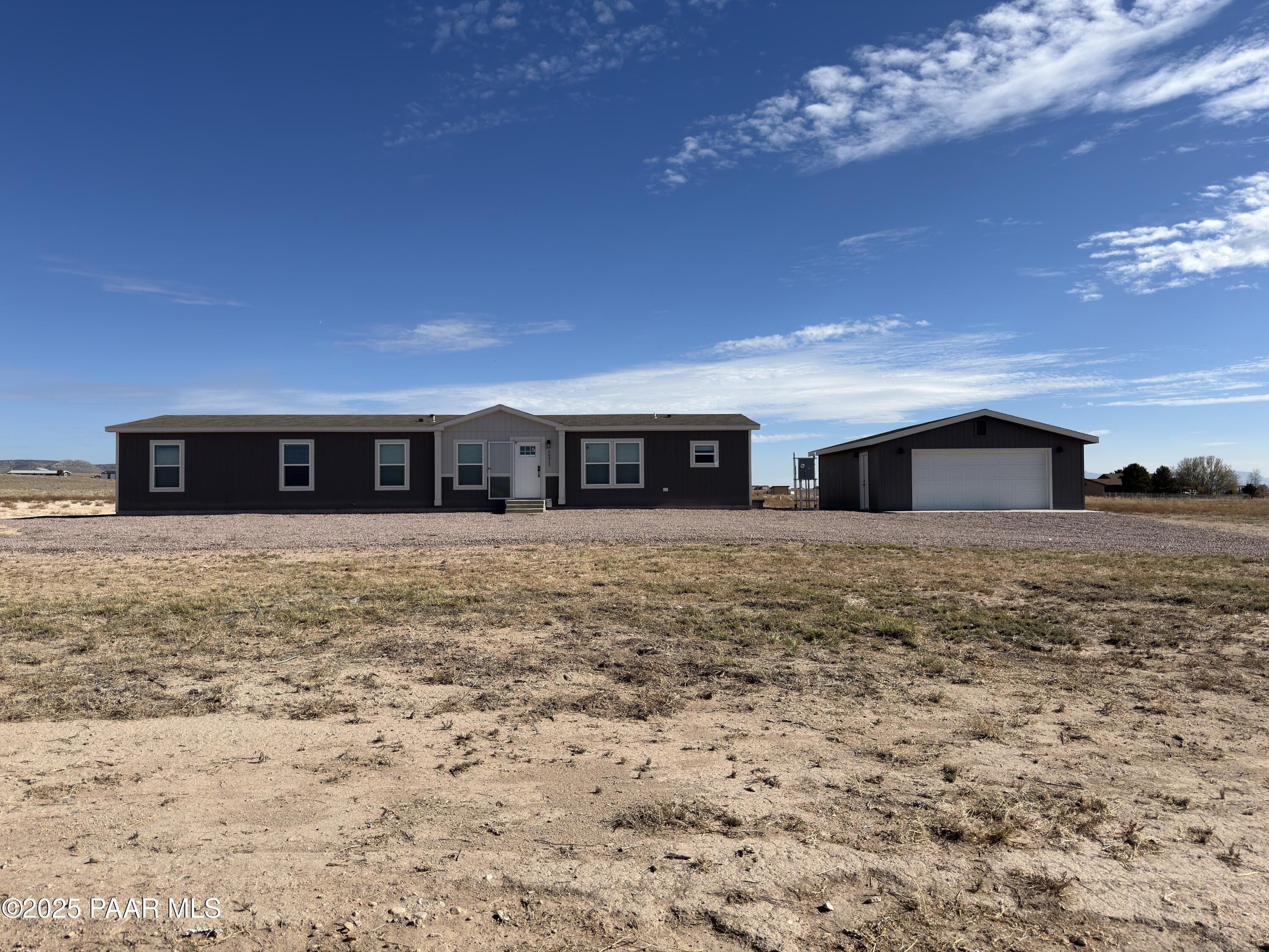 26827 N Chicory Way. Paulden, AZ 86334