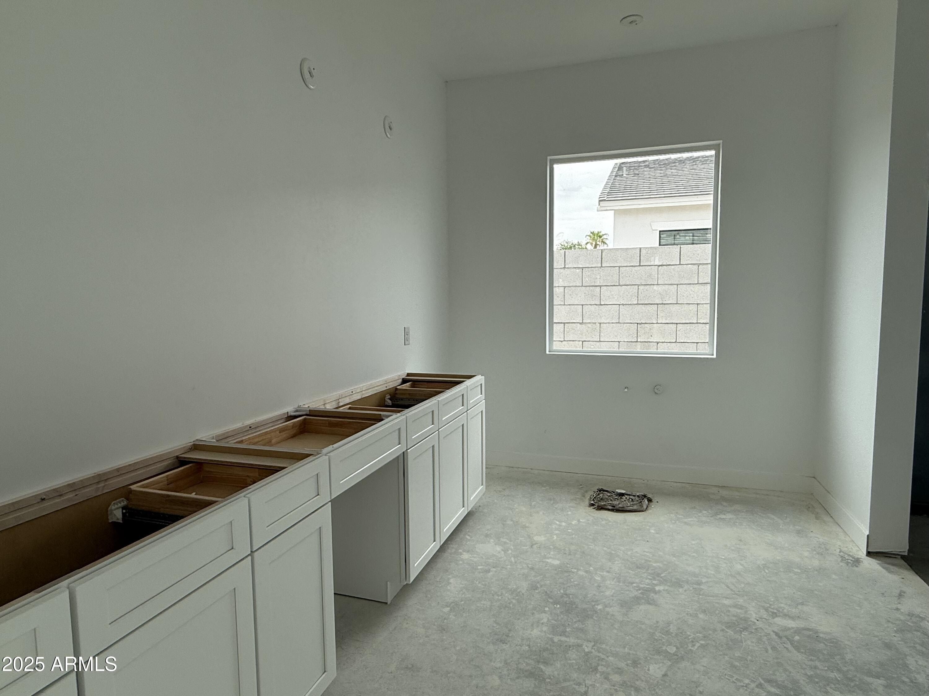 6446 E Omega Circle. Mesa, AZ 85215