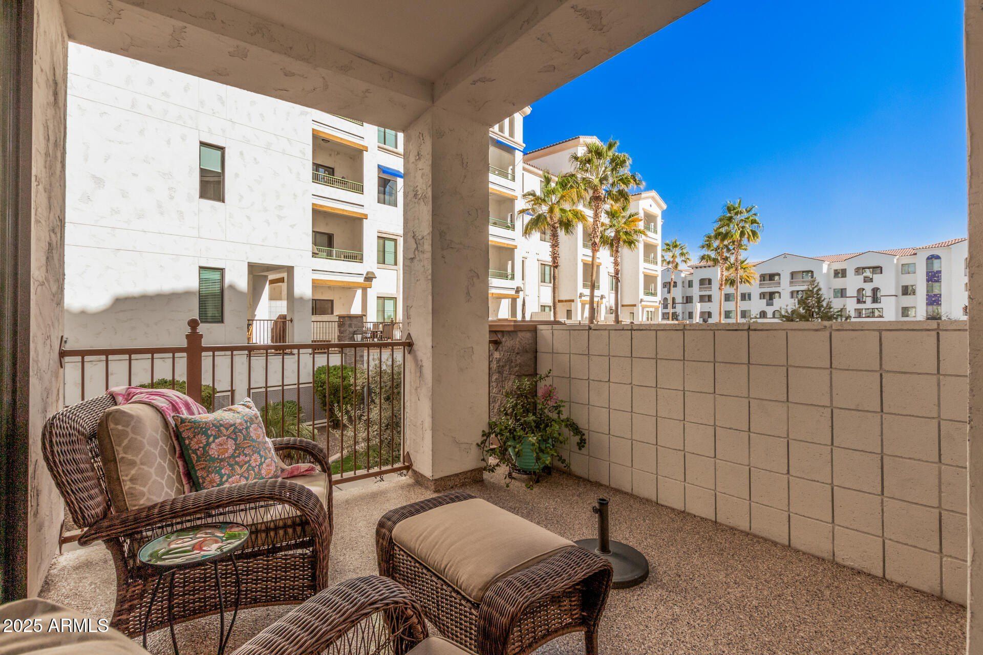 2511 W Queen Creek Road Unit 163. Chandler, AZ 85248