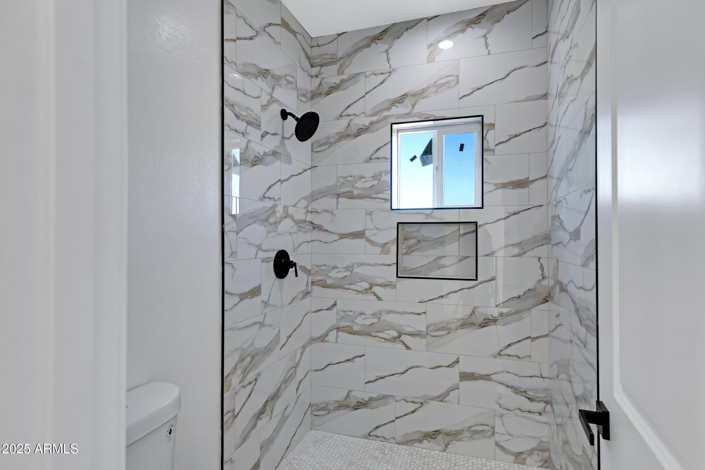 1523 W Hadley Street. Phoenix, AZ 85007