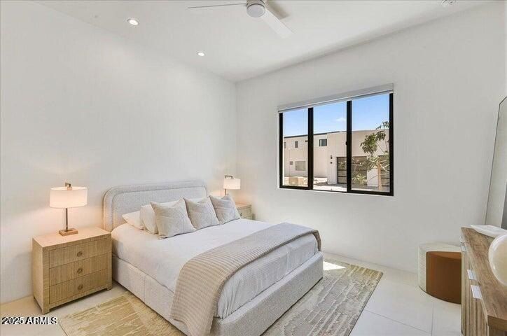 100 W Northern Avenue Unit 8. Phoenix, AZ 85021