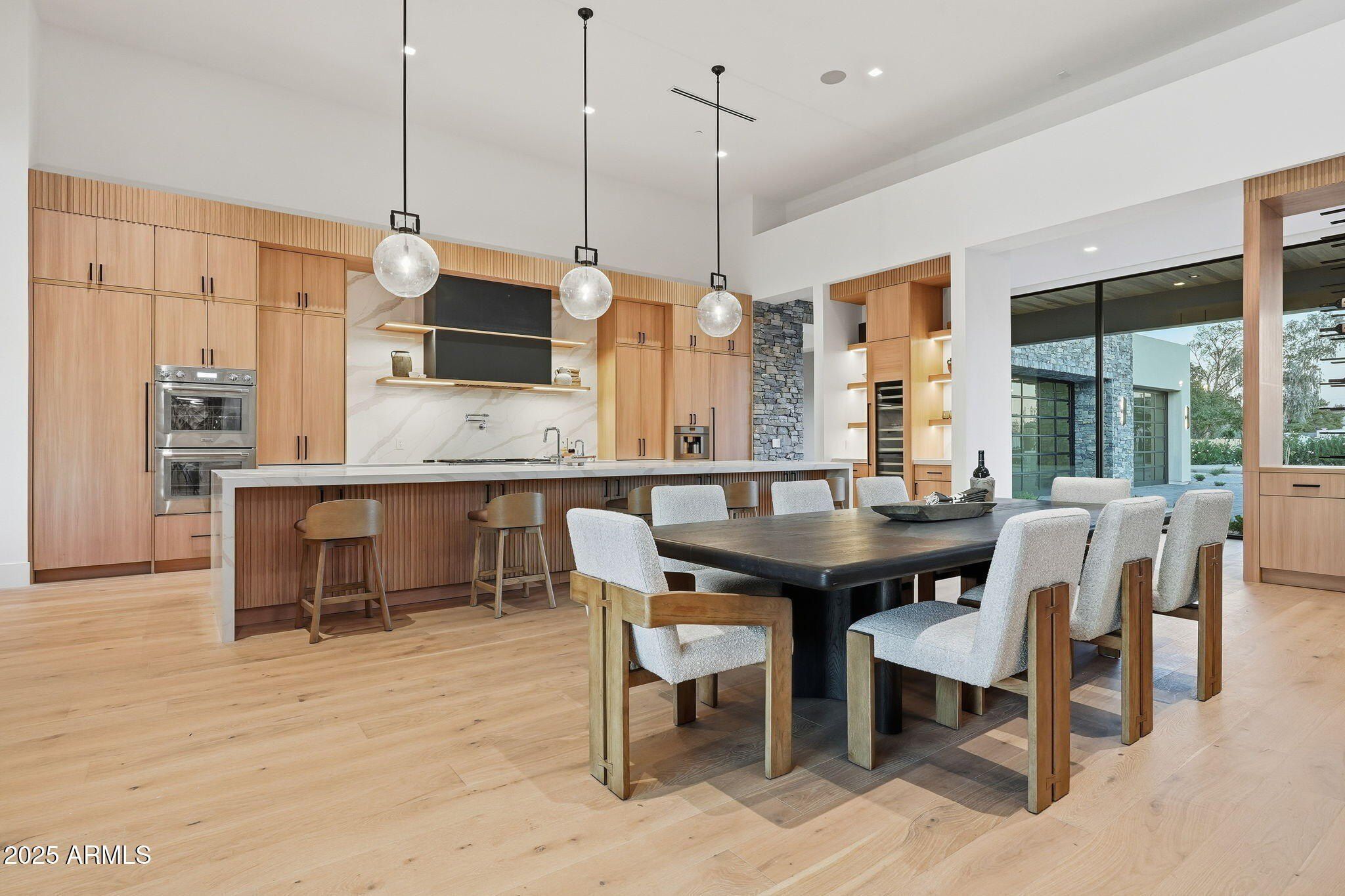 12232 N 65Th Place. Scottsdale, AZ 85254