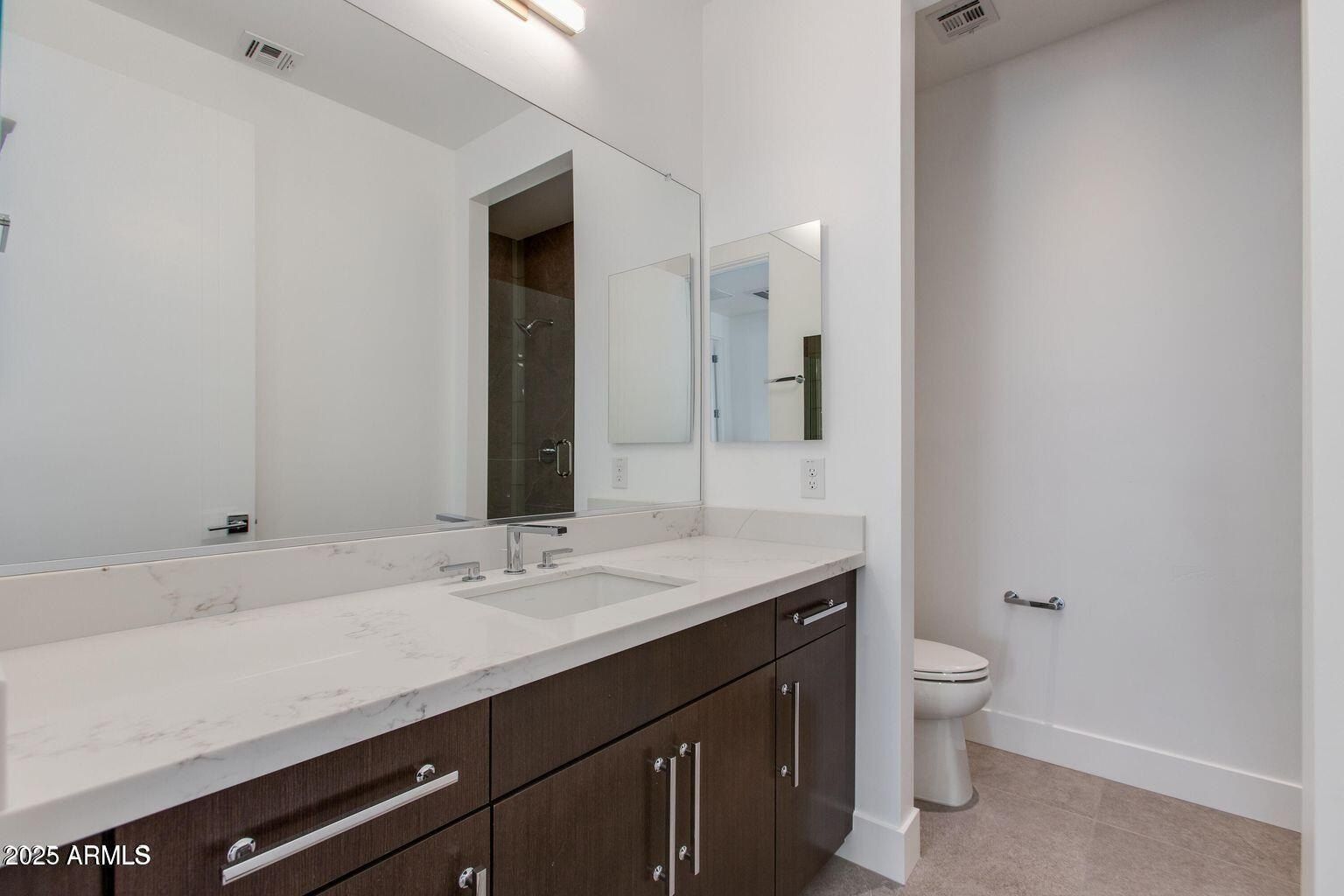 100 W Northern Avenue Unit 15. Phoenix, AZ 85021