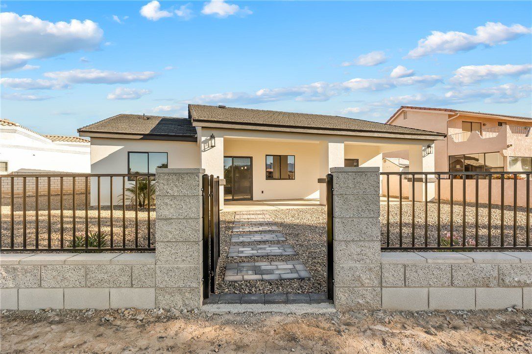 1603 Camino Court. Bullhead City, AZ 86442