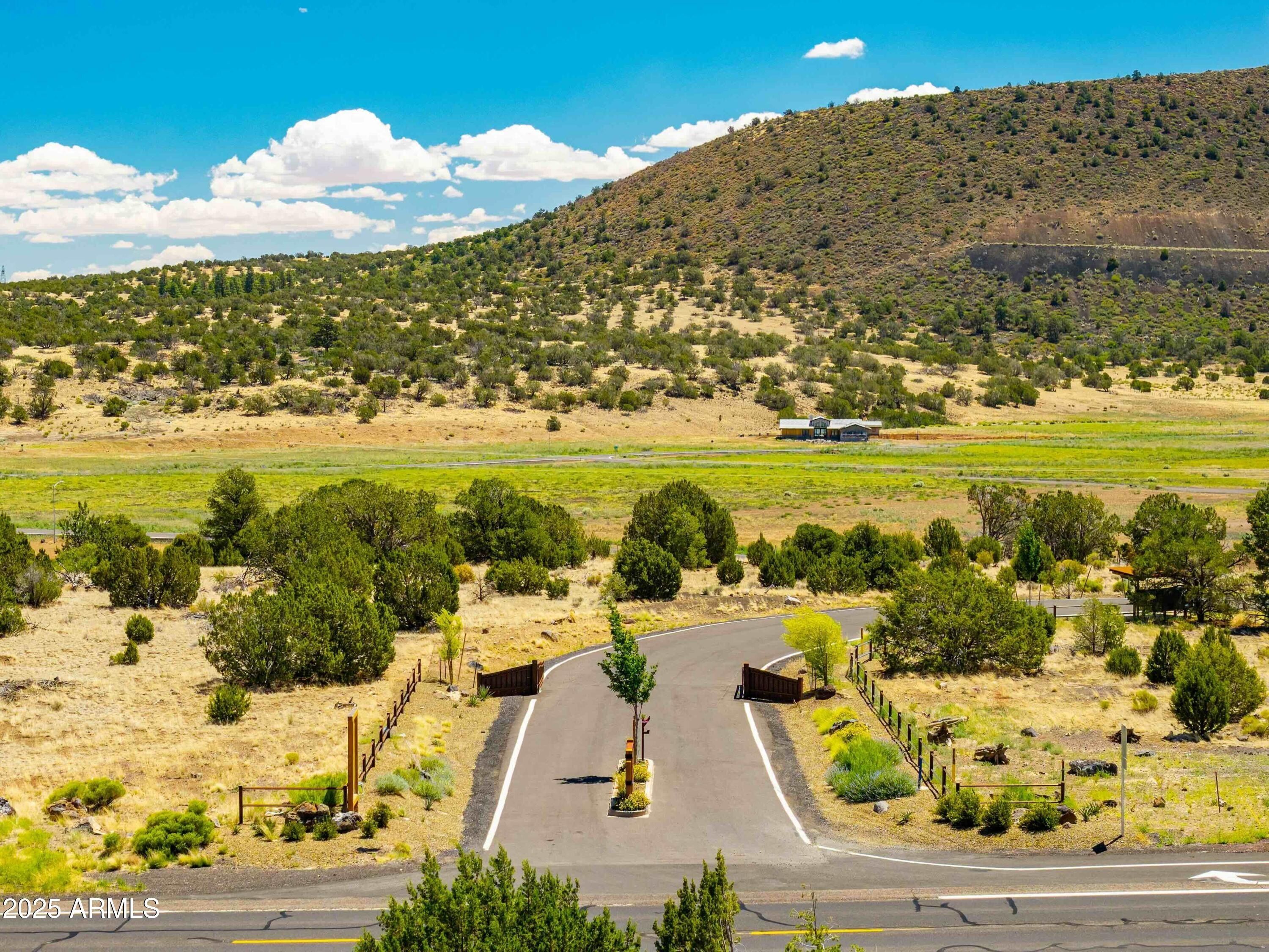 6298 Meadows Lane. Flagstaff, AZ 86004