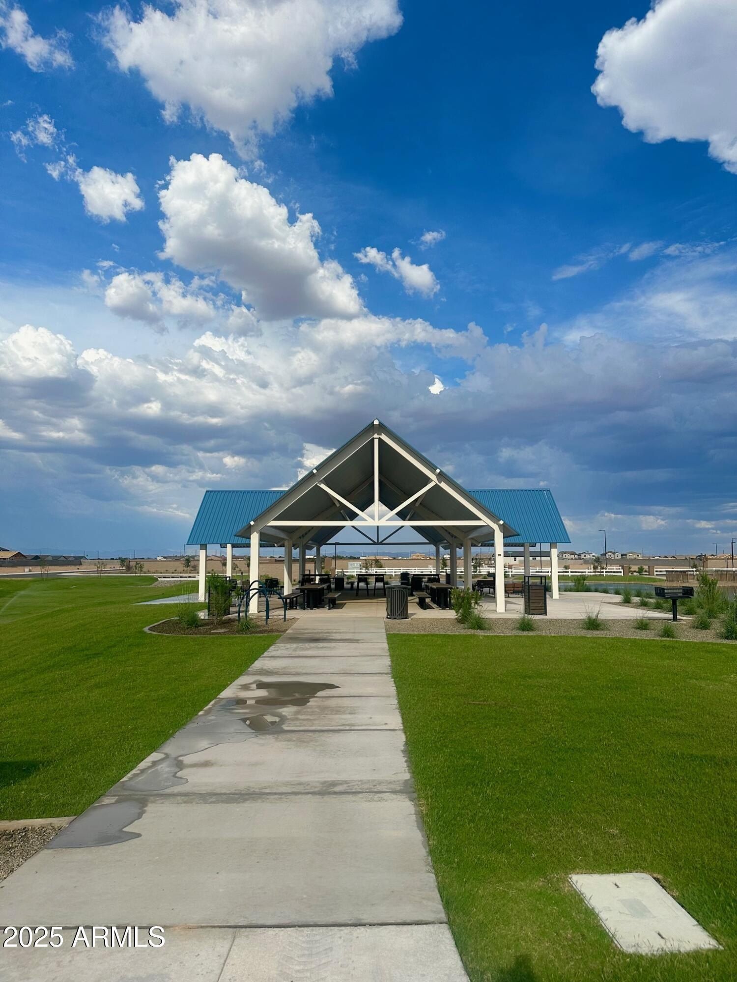 2107 E Night Rider Road. San Tan Valley, AZ 85140