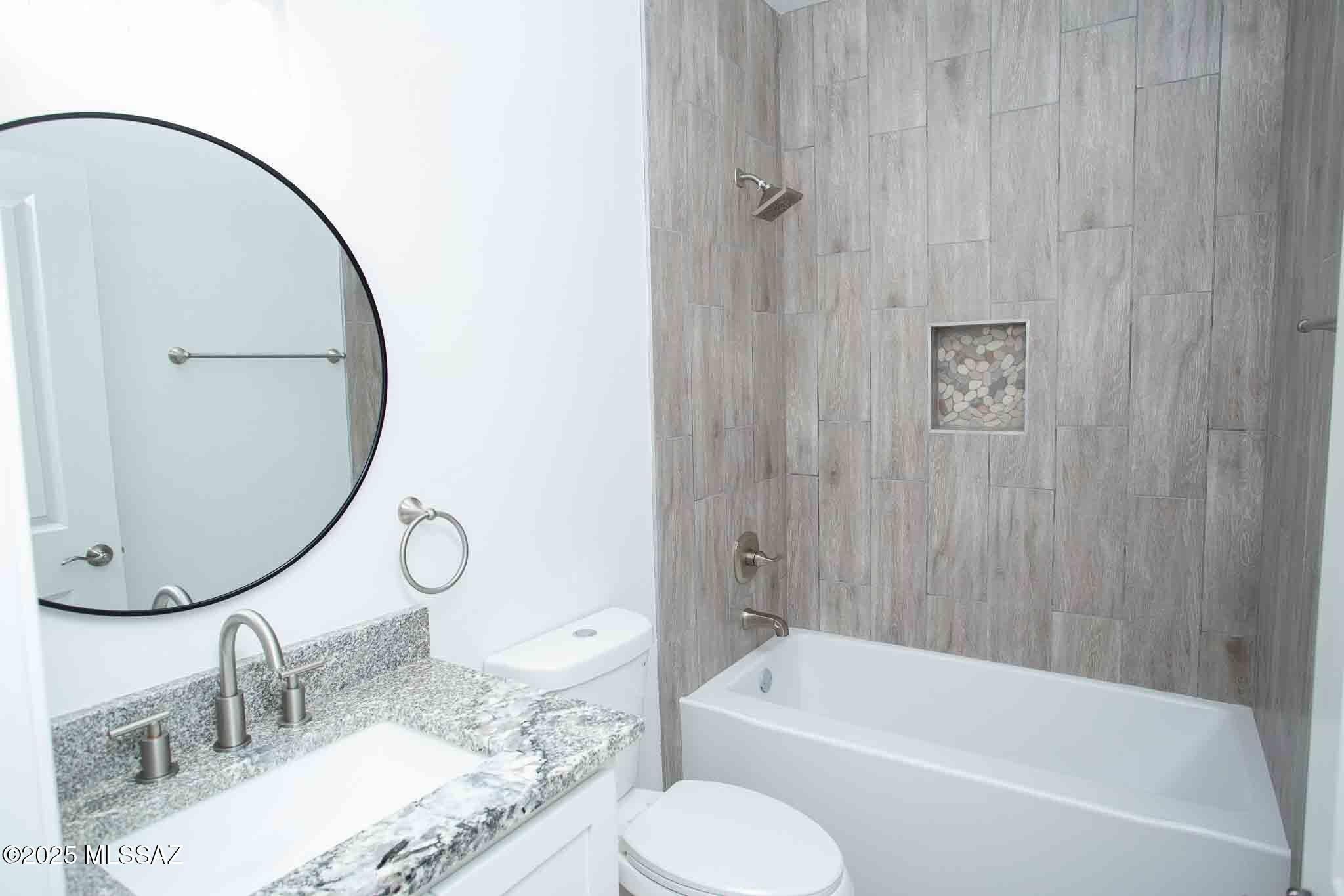 1786 Bacum Court. Rio Rico, AZ 85648