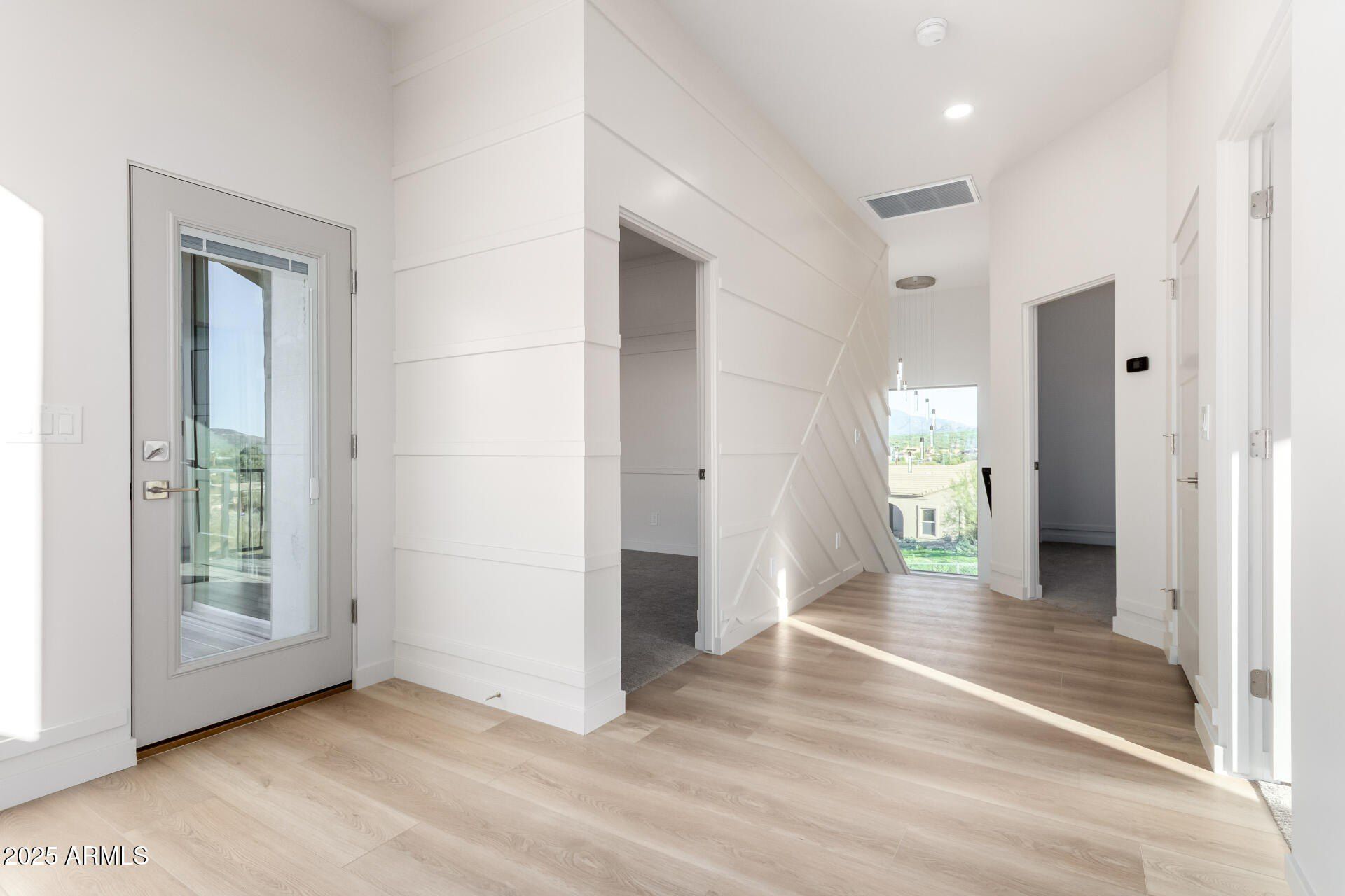 2605 W Ute Court. New River, AZ 85087