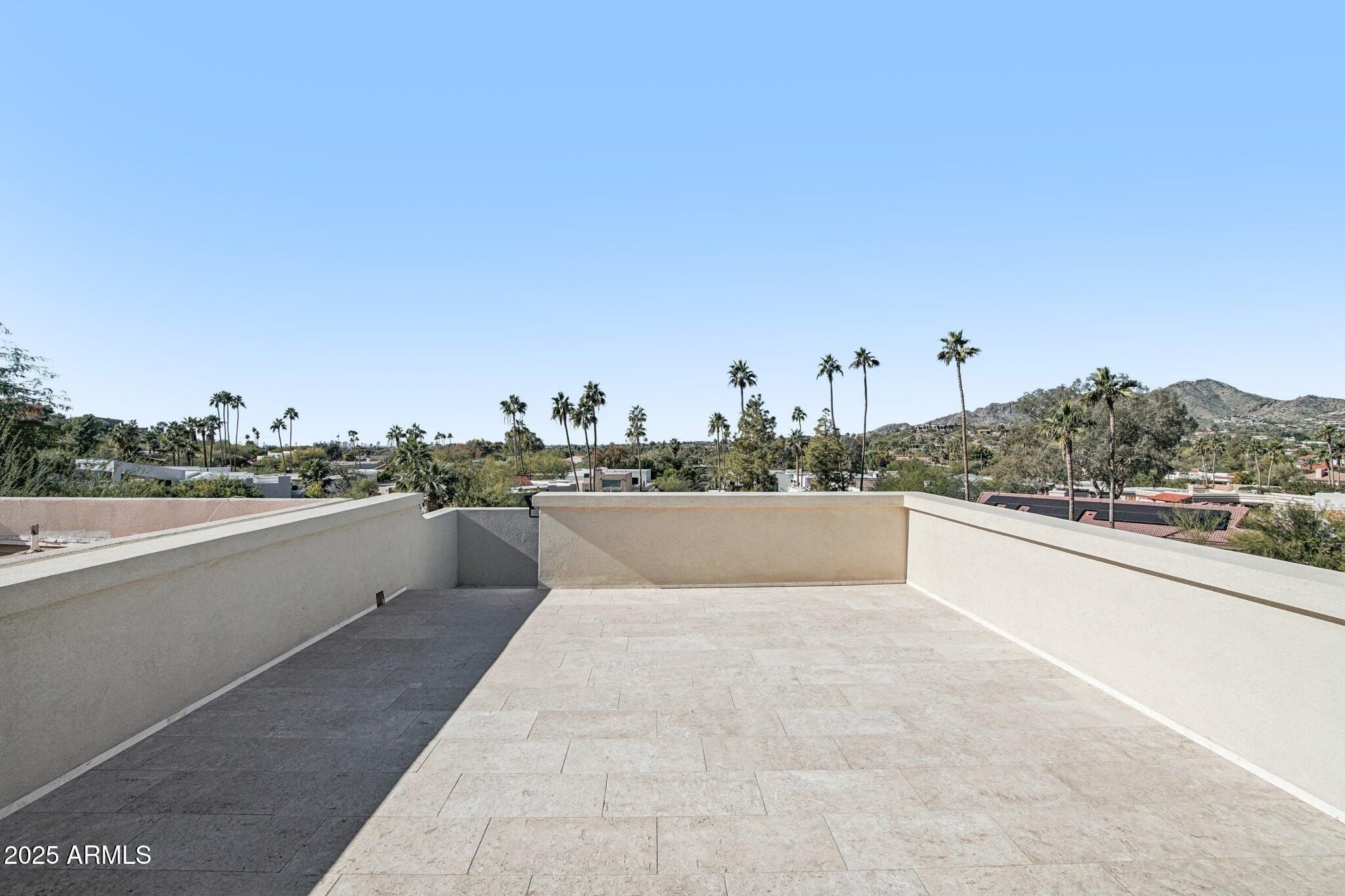 5830 N Echo Canyon Lane. Phoenix, AZ 85018