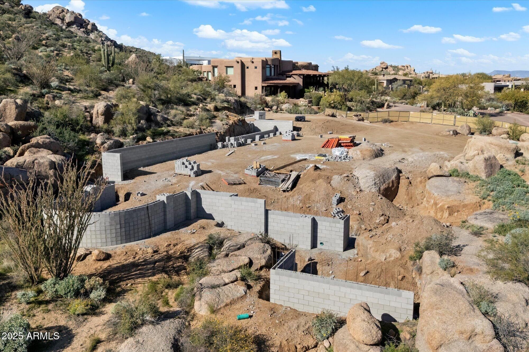 10671 E Hedgehog Place Unit 5A. Scottsdale, AZ 85262