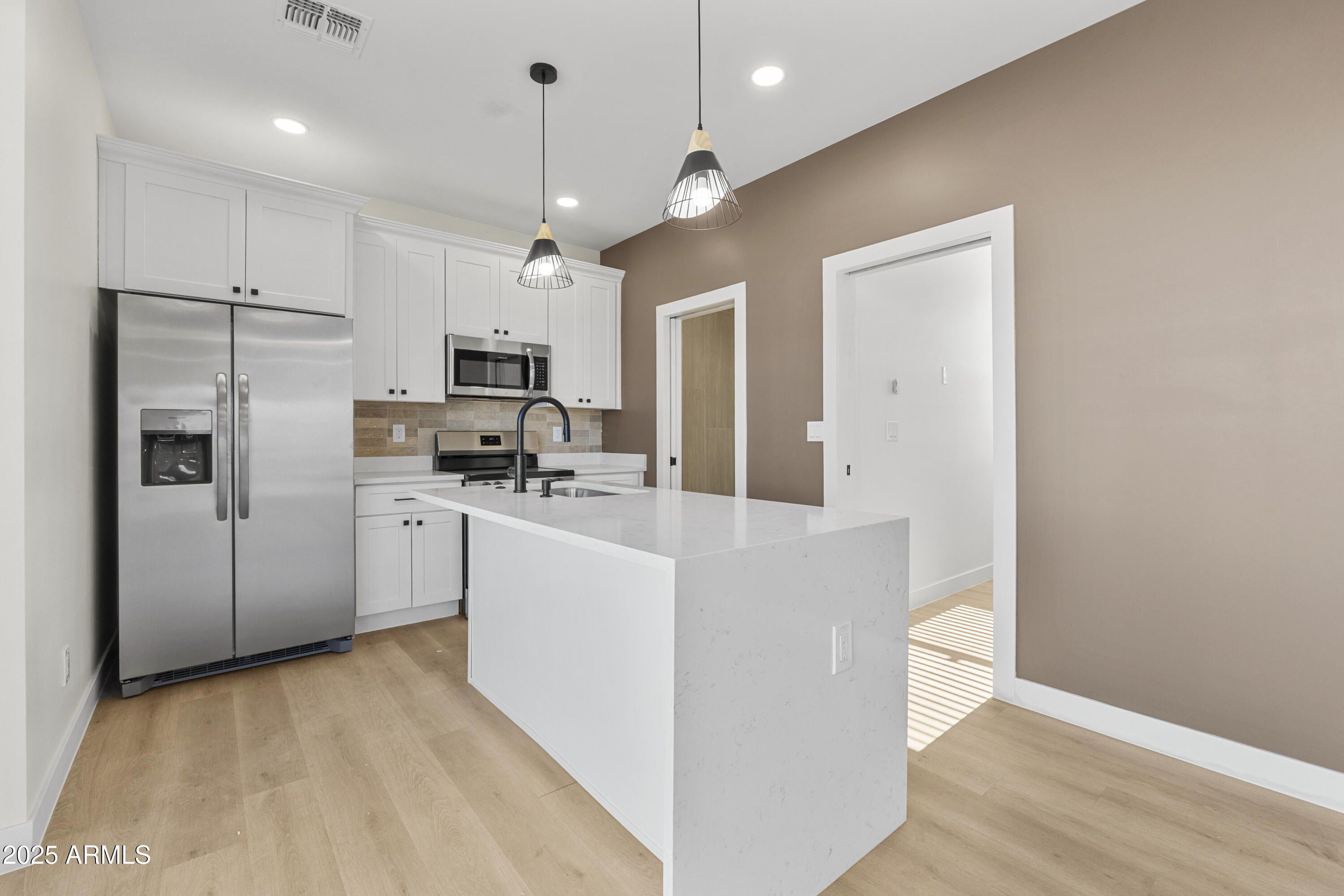 1502 S 14Th Street. Phoenix, AZ 85034