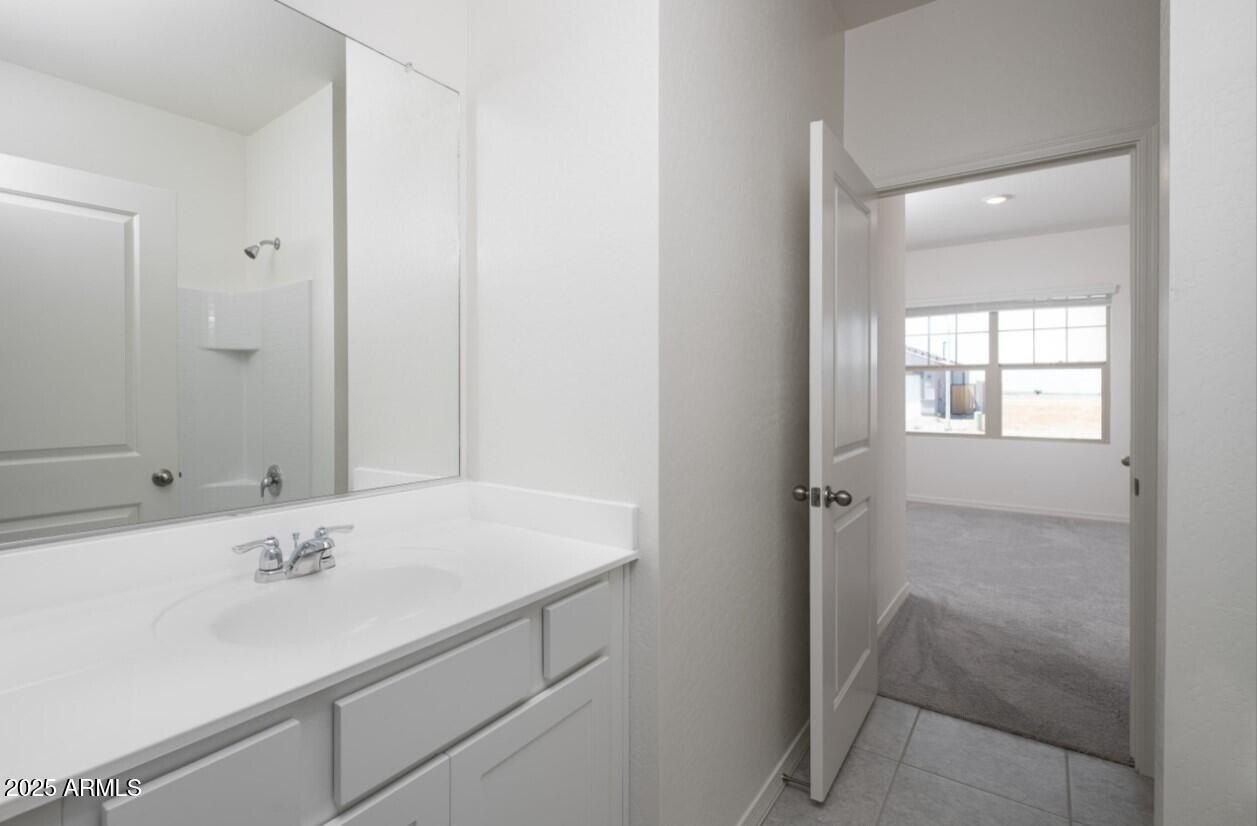 4003 E Haley Drive. San Tan Valley, AZ 85143