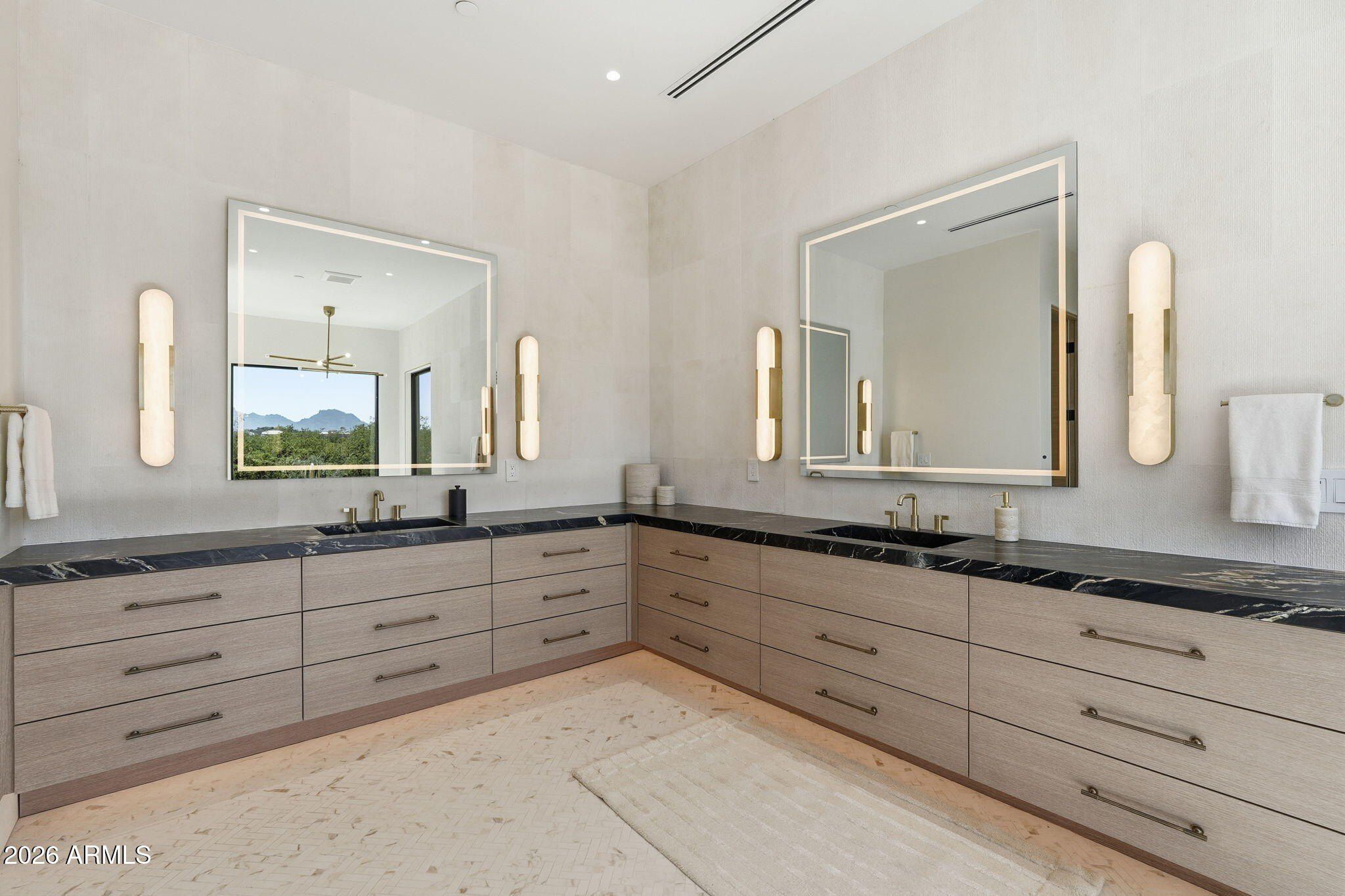 27525 N 113Th Place. Scottsdale, AZ 85262