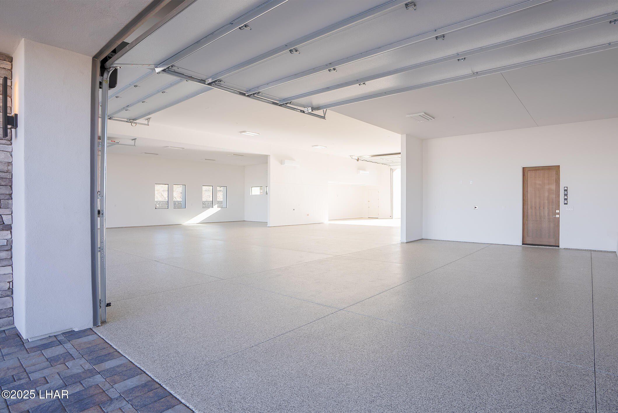 6273 Avienda De Los Colinas. Lake Havasu City, AZ 86406