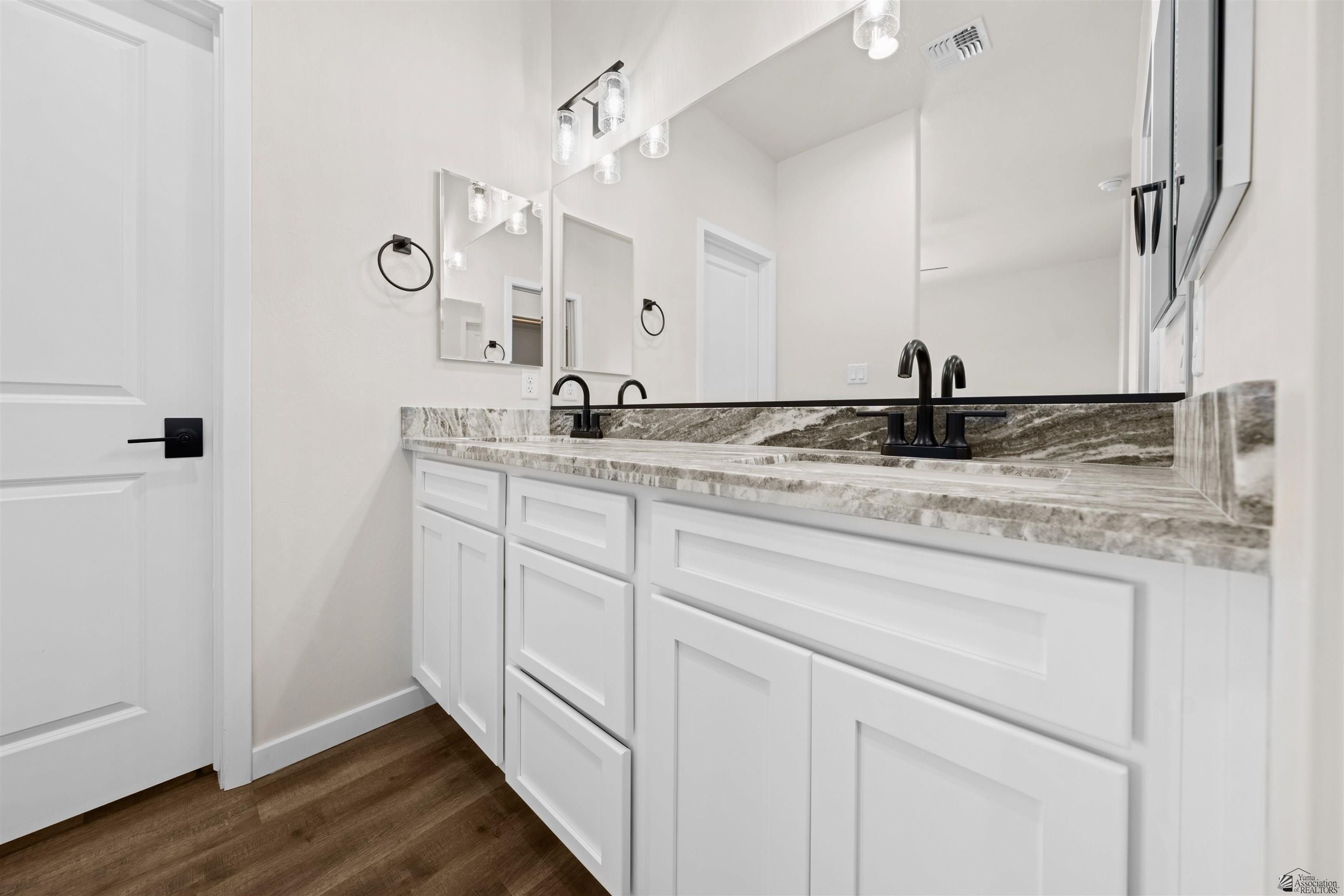 4284 W 31 Pl. Yuma, AZ 85364