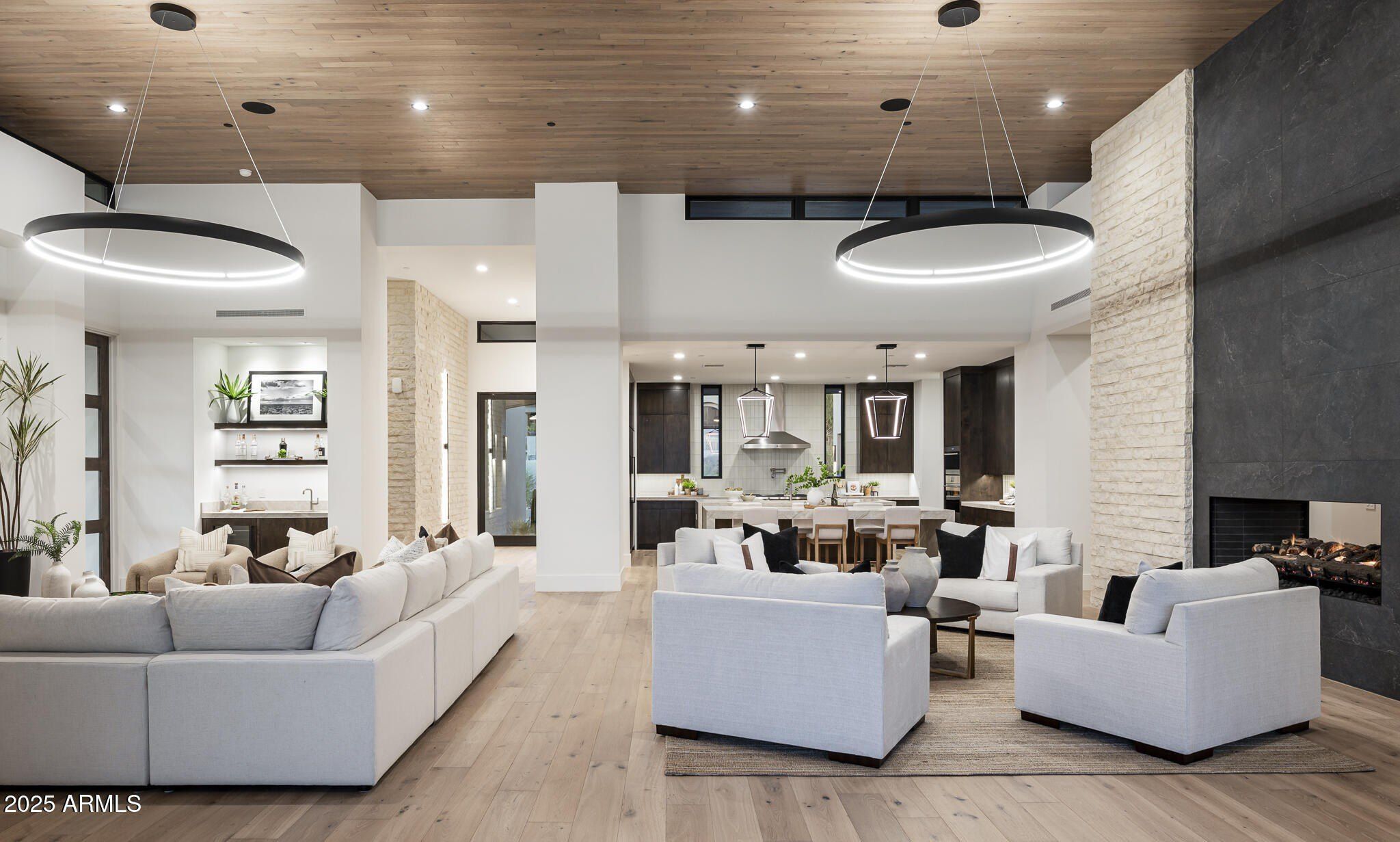 16094 N 113Th Way. Scottsdale, AZ 85255