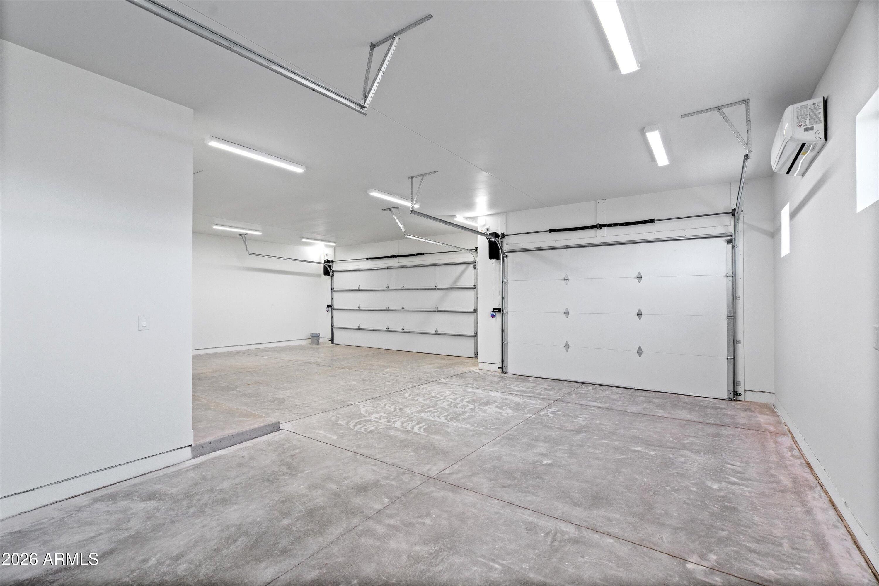 42855 N 22Nd Street. New River, AZ 85087