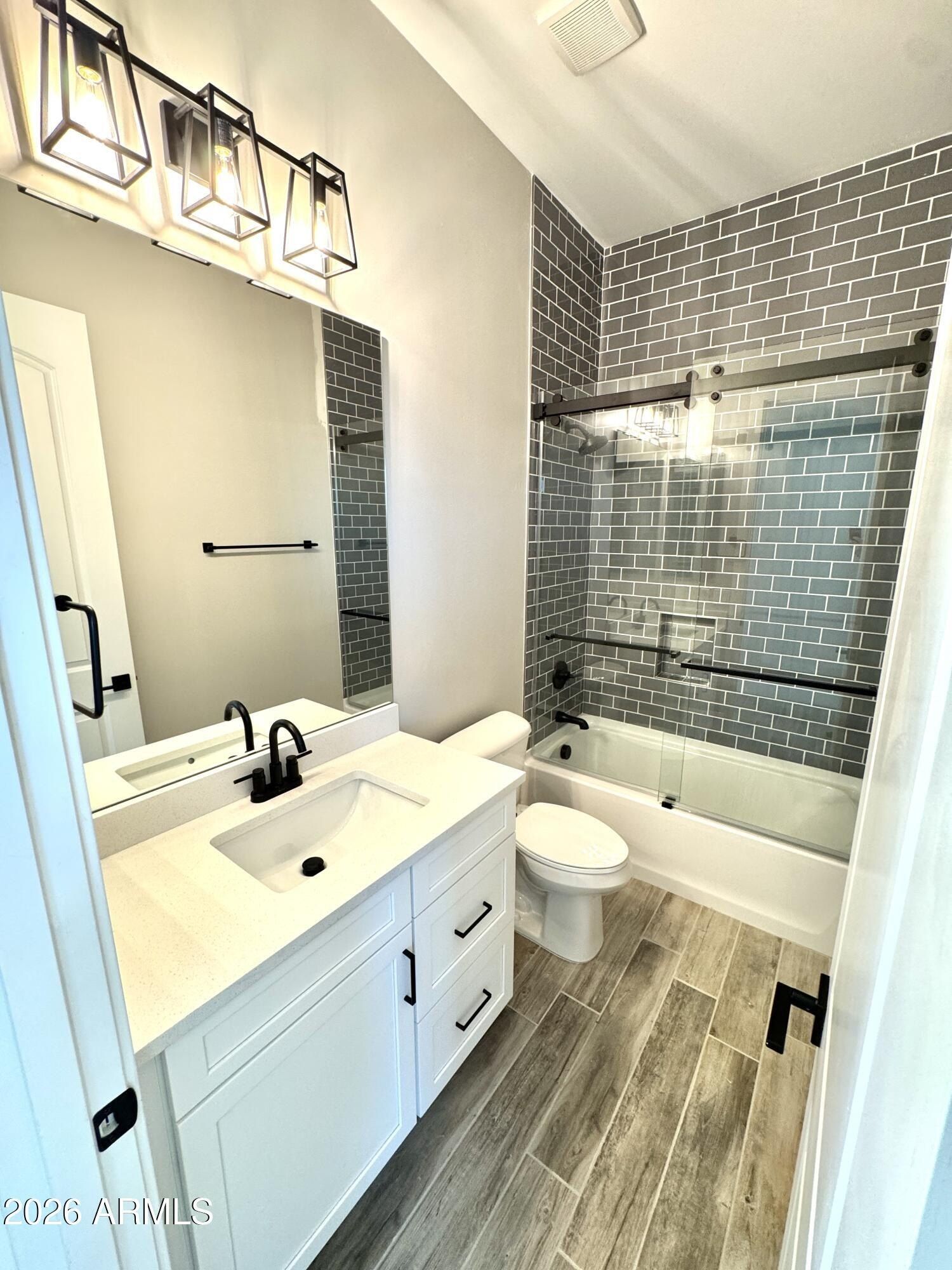 1579 W Lucky Lane. Queen Creek, AZ 85144