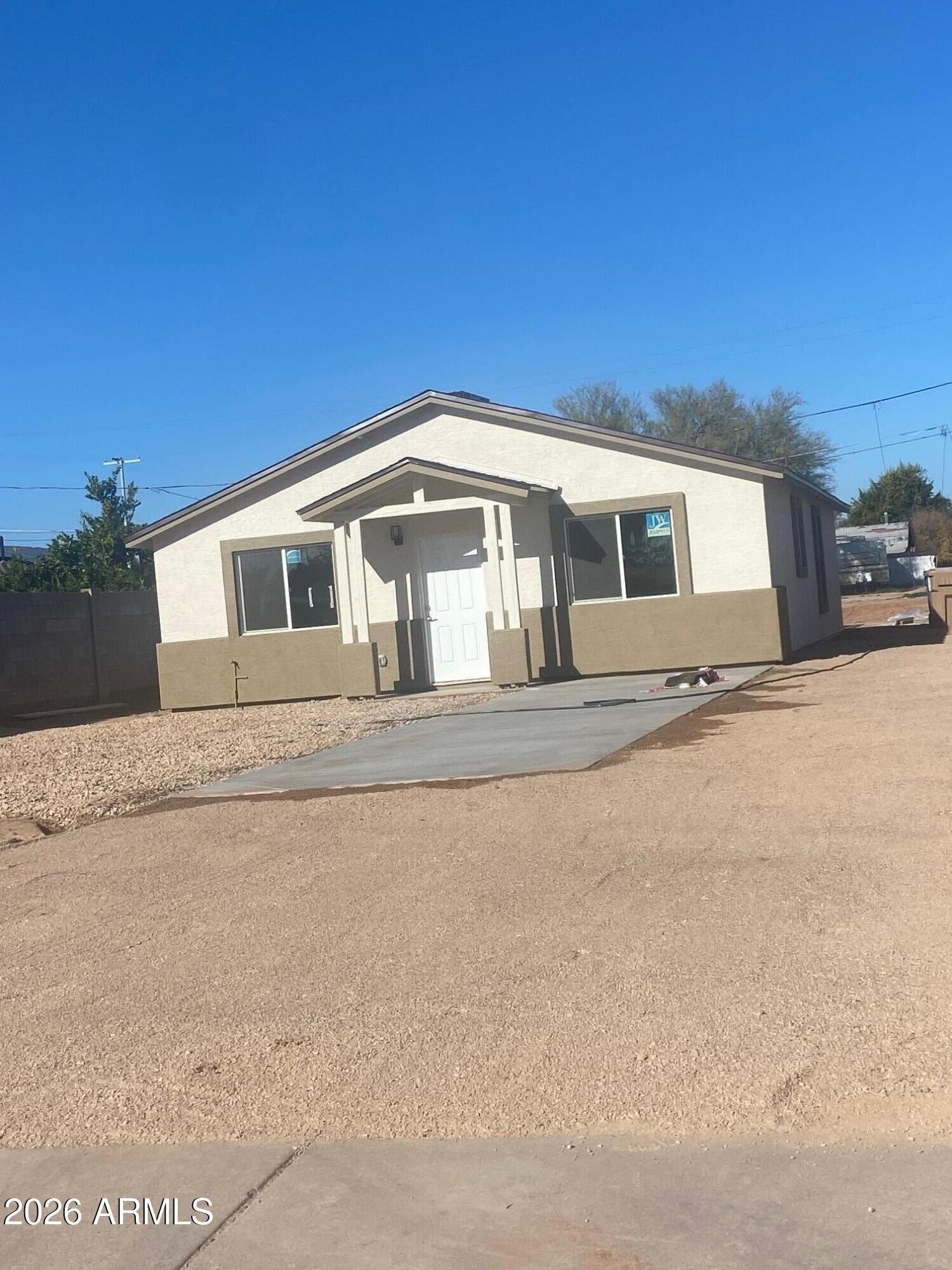 604 E South Avenue. Buckeye, AZ 85326