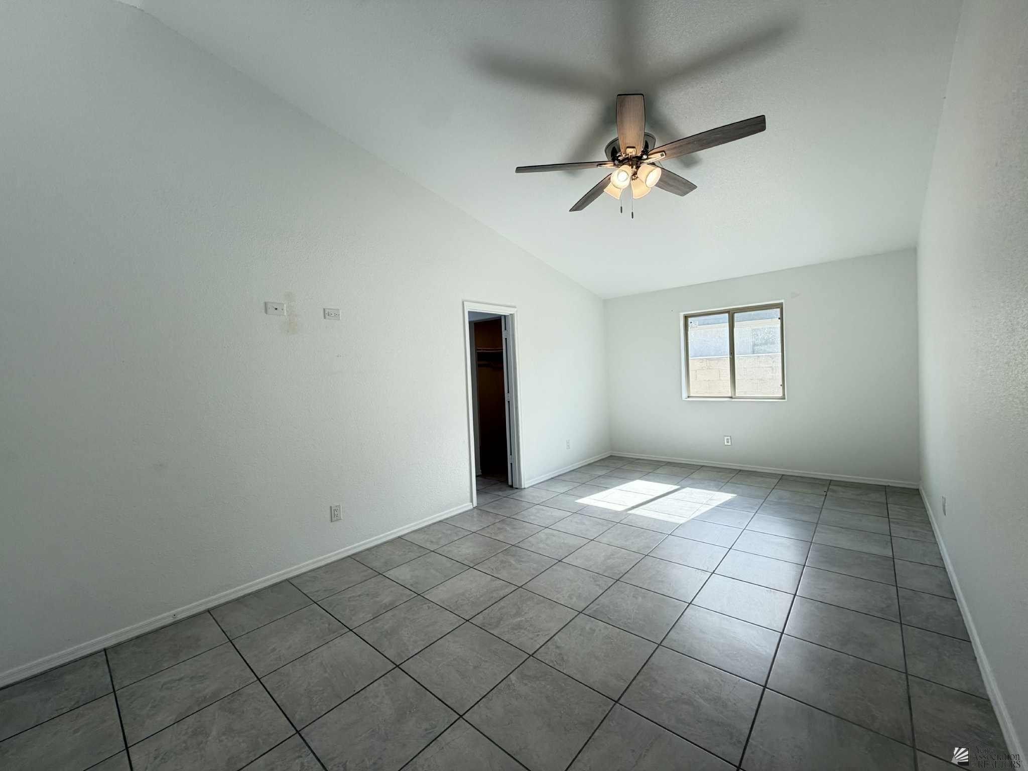 384 N 22 Dr. San Luis, AZ 85336