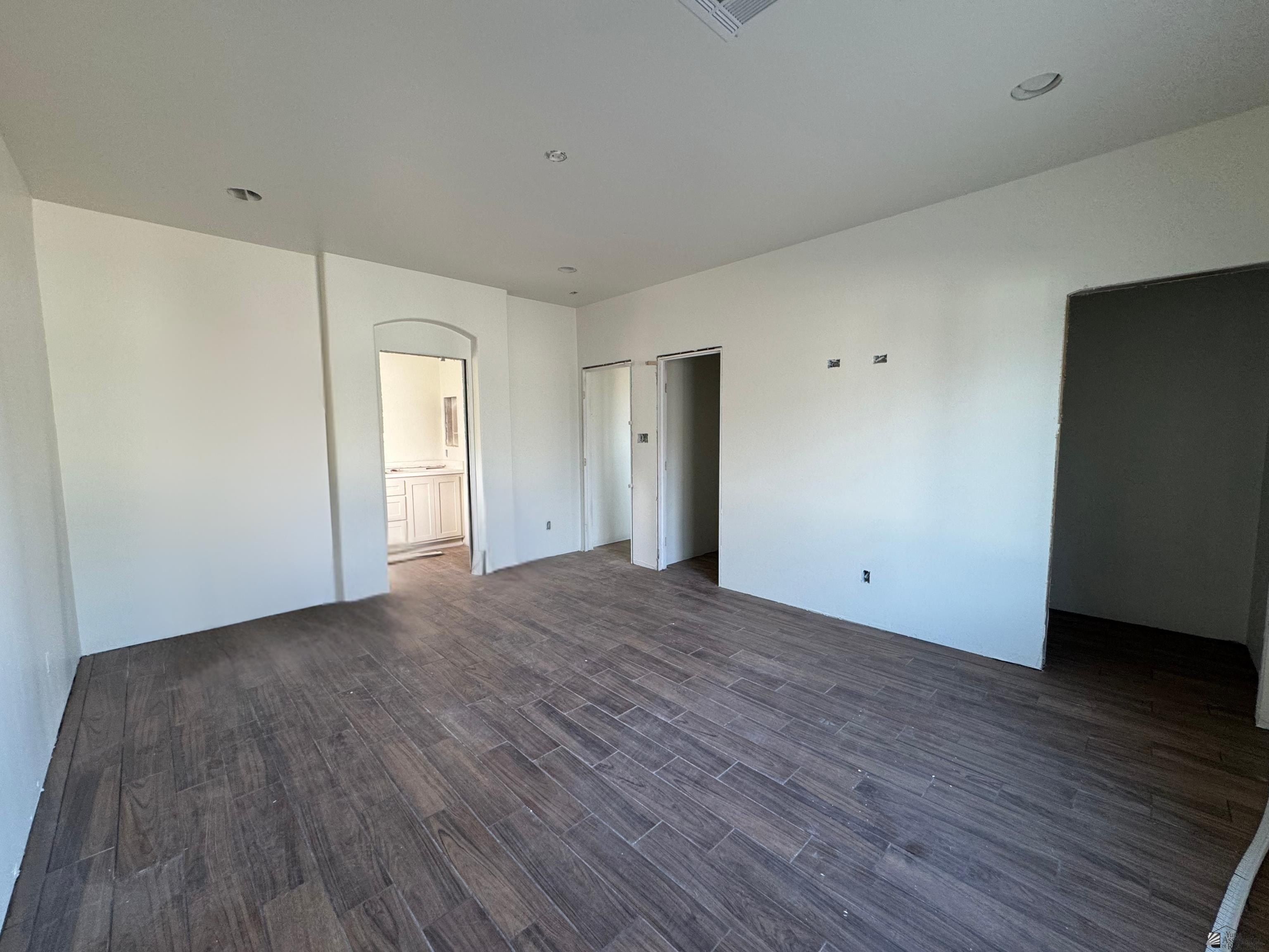 10590 E 45 St. Yuma, AZ 85367