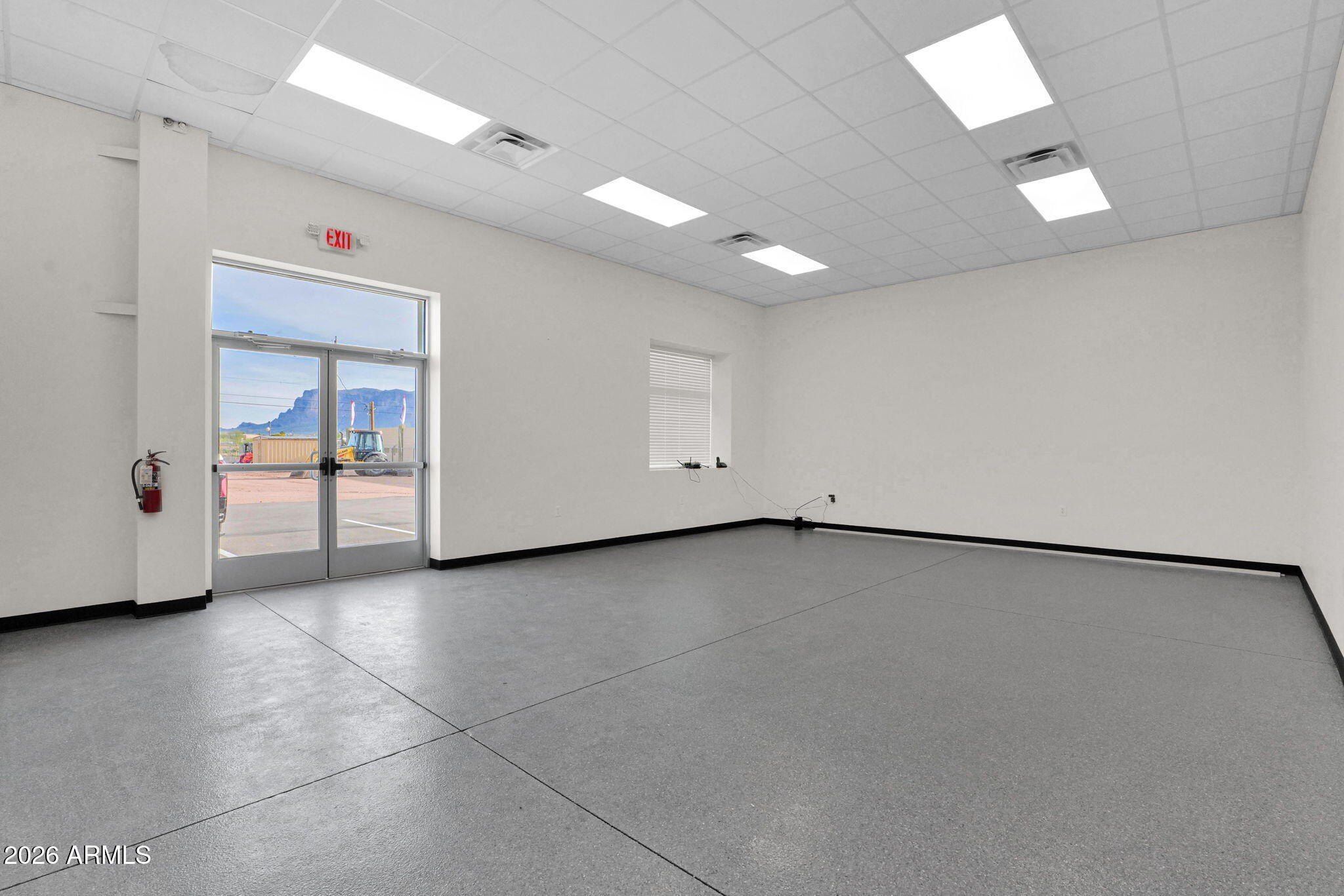 1453 E Old W Highway. Apache Junction, AZ 85119