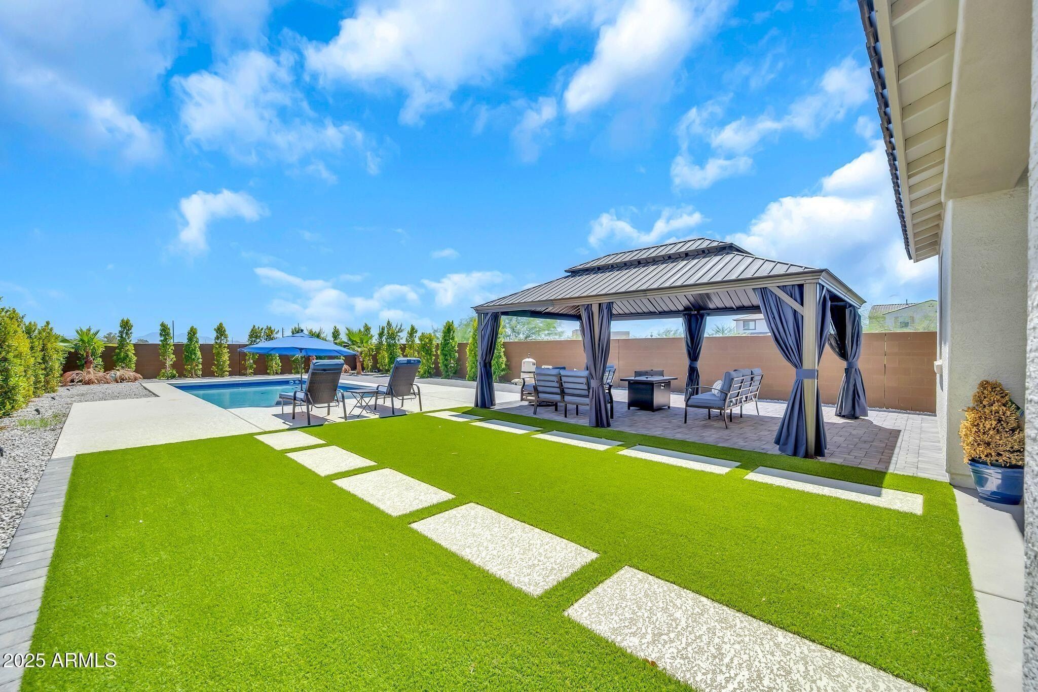 9009 W Orange Drive. Glendale, AZ 85305