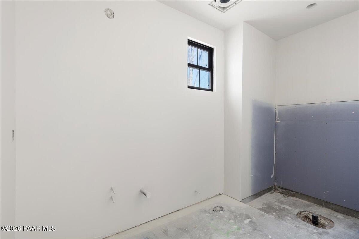 410 Robin Drive. Prescott, AZ 86305