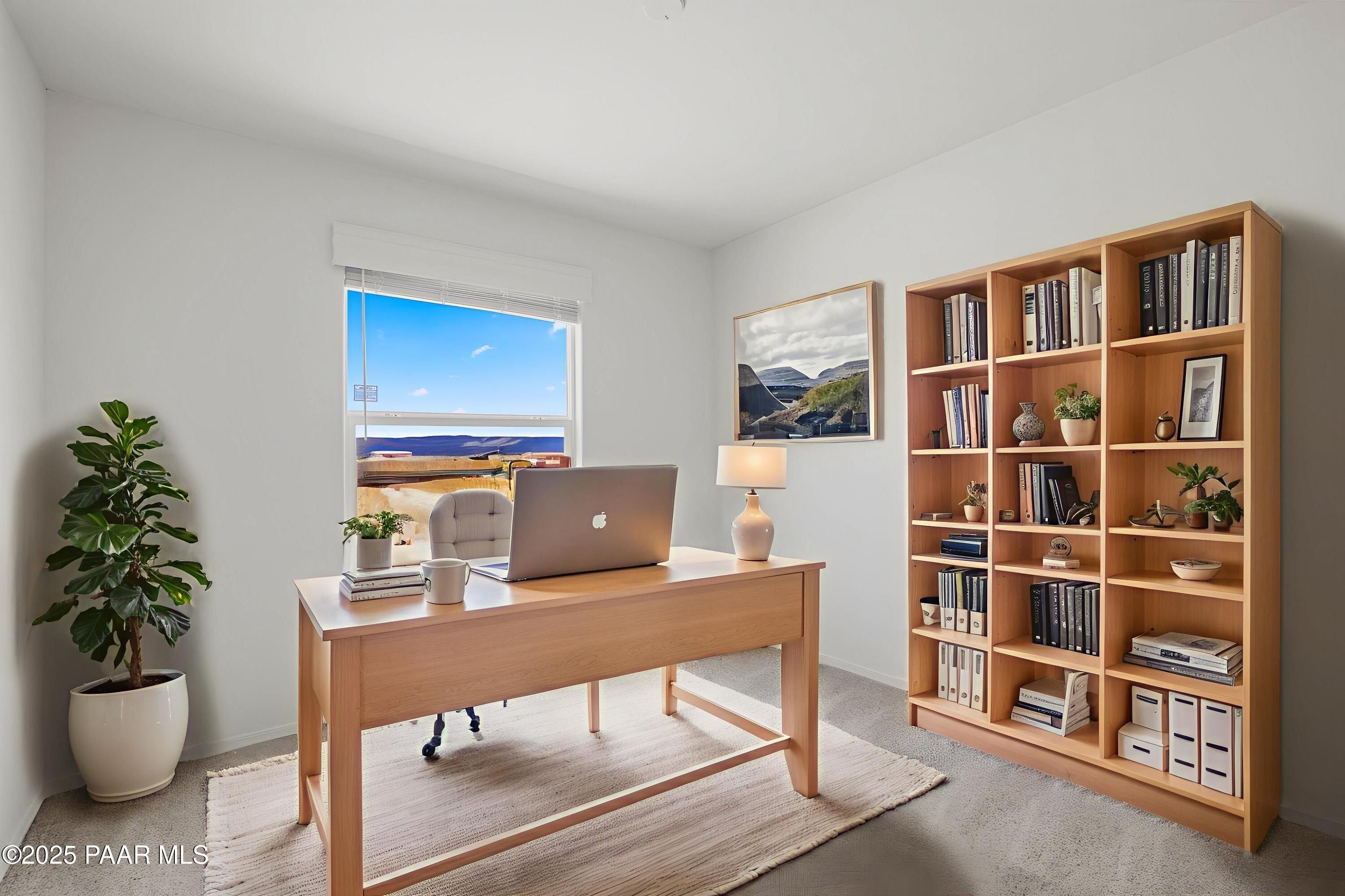 1475 W Kings Court. Paulden, AZ 86334