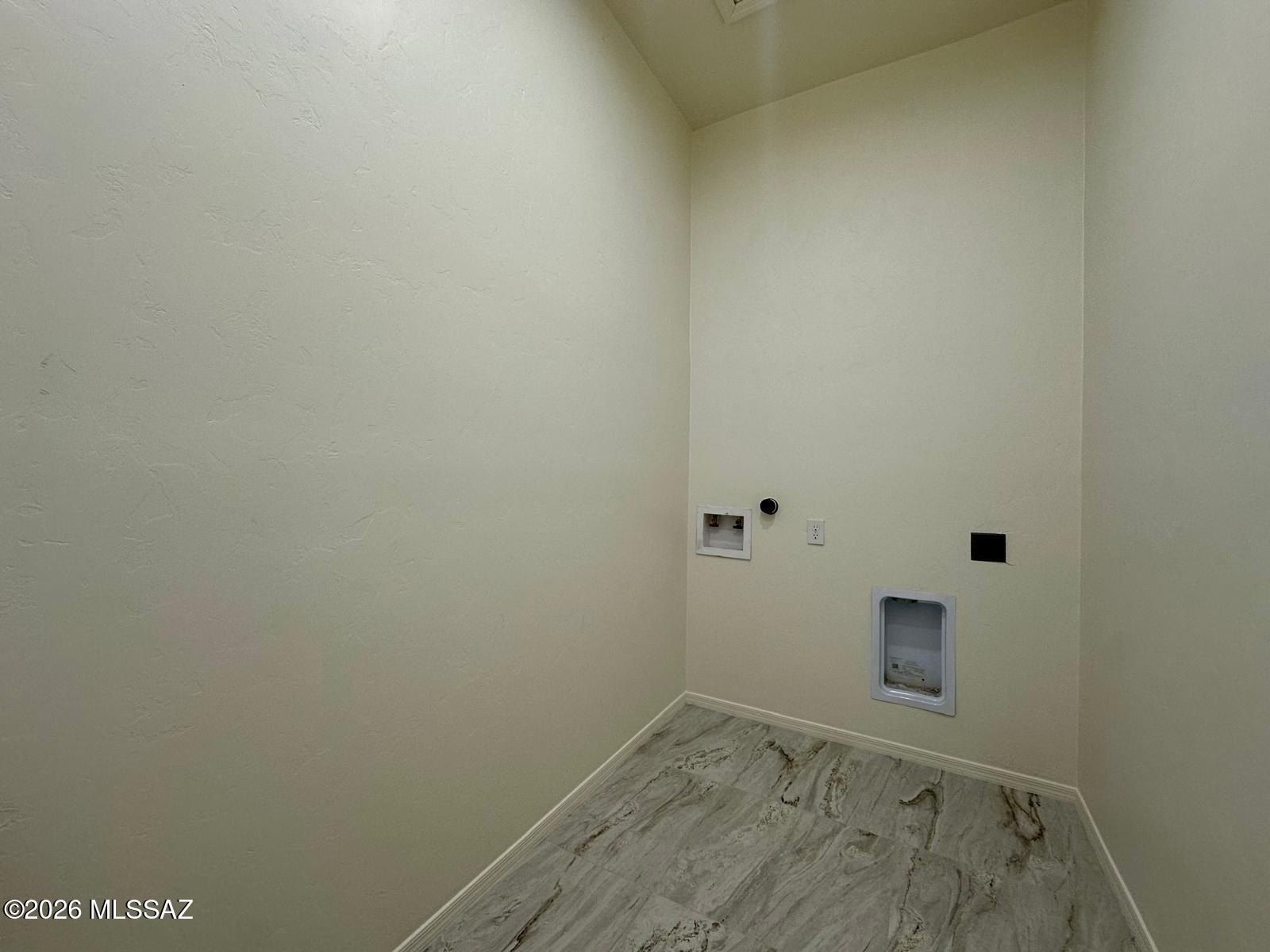 62 Circulo Cortez. Rio Rico, AZ 85648