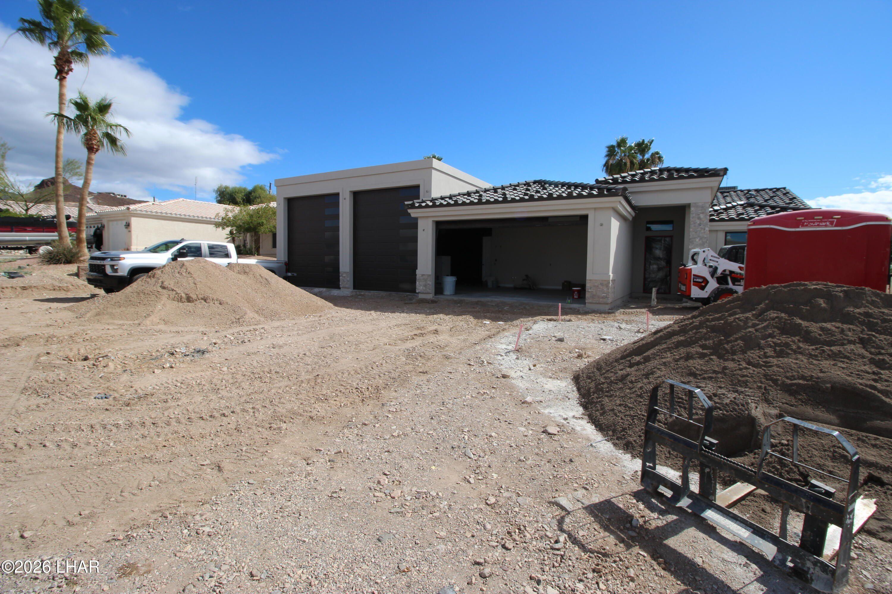 3918 Lunar Dr. Lake Havasu City, AZ 86406