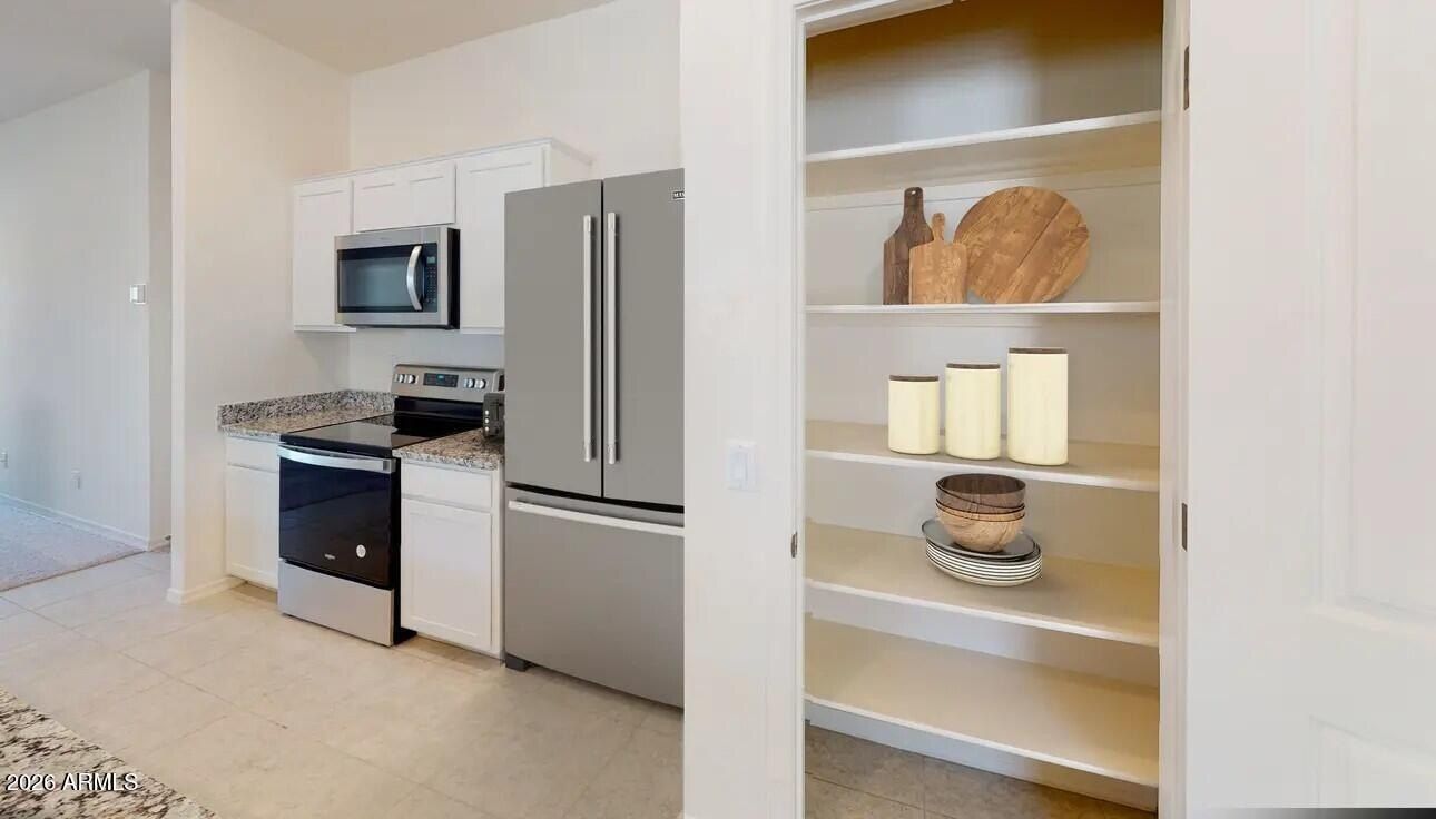 5576 S 242Nd Lane. Buckeye, AZ 85326