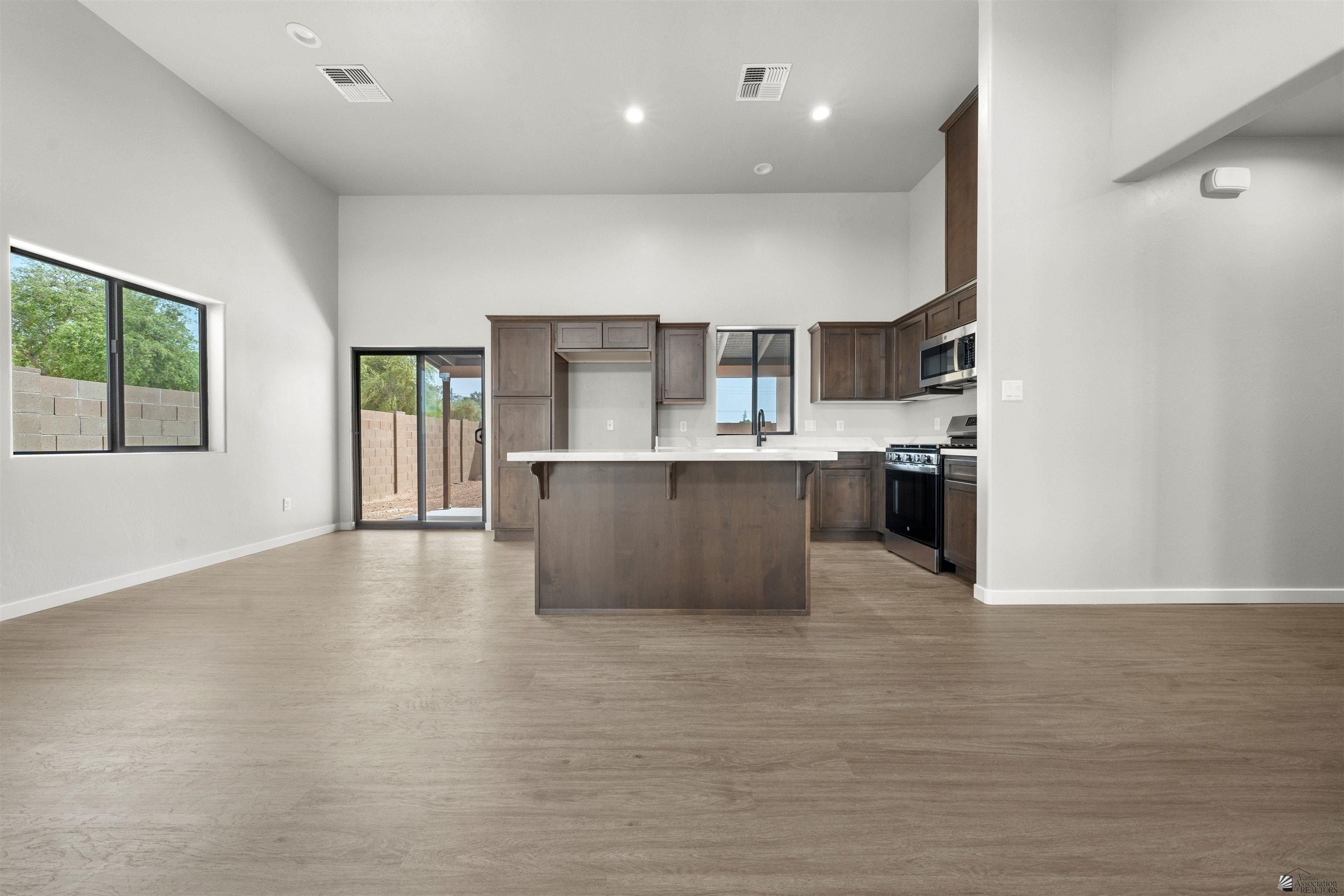 4322 W 31 Pl. Yuma, AZ 85364