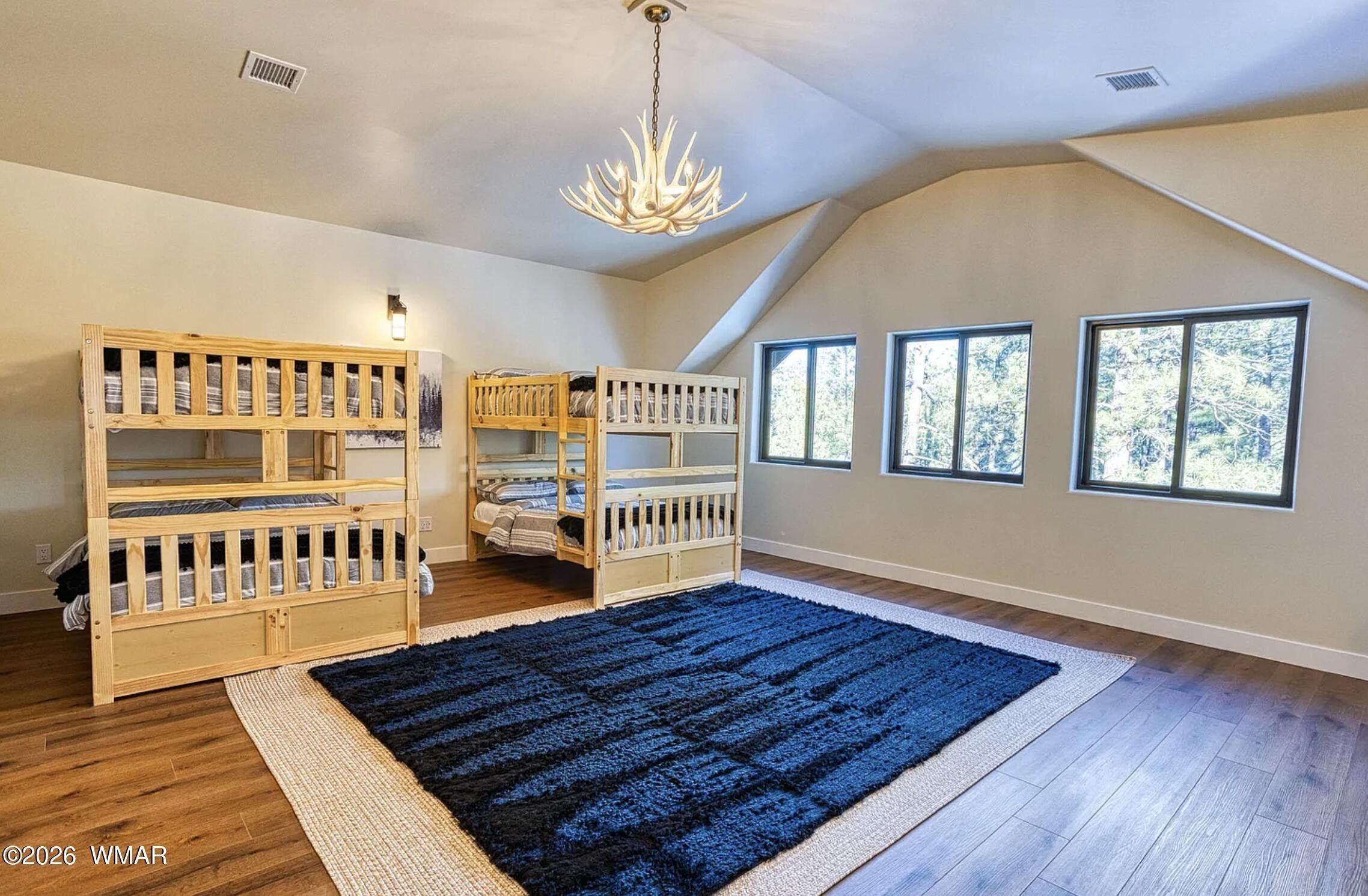 1521 S Little Leaf Lane. Show Low, AZ 85901