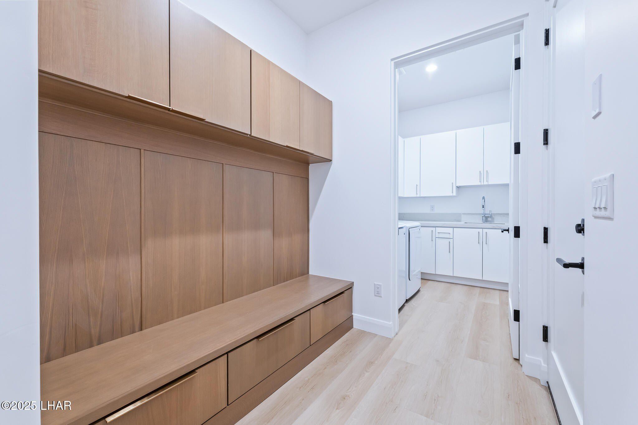 9047 Corte Tularosa. Lake Havasu City, AZ 86406