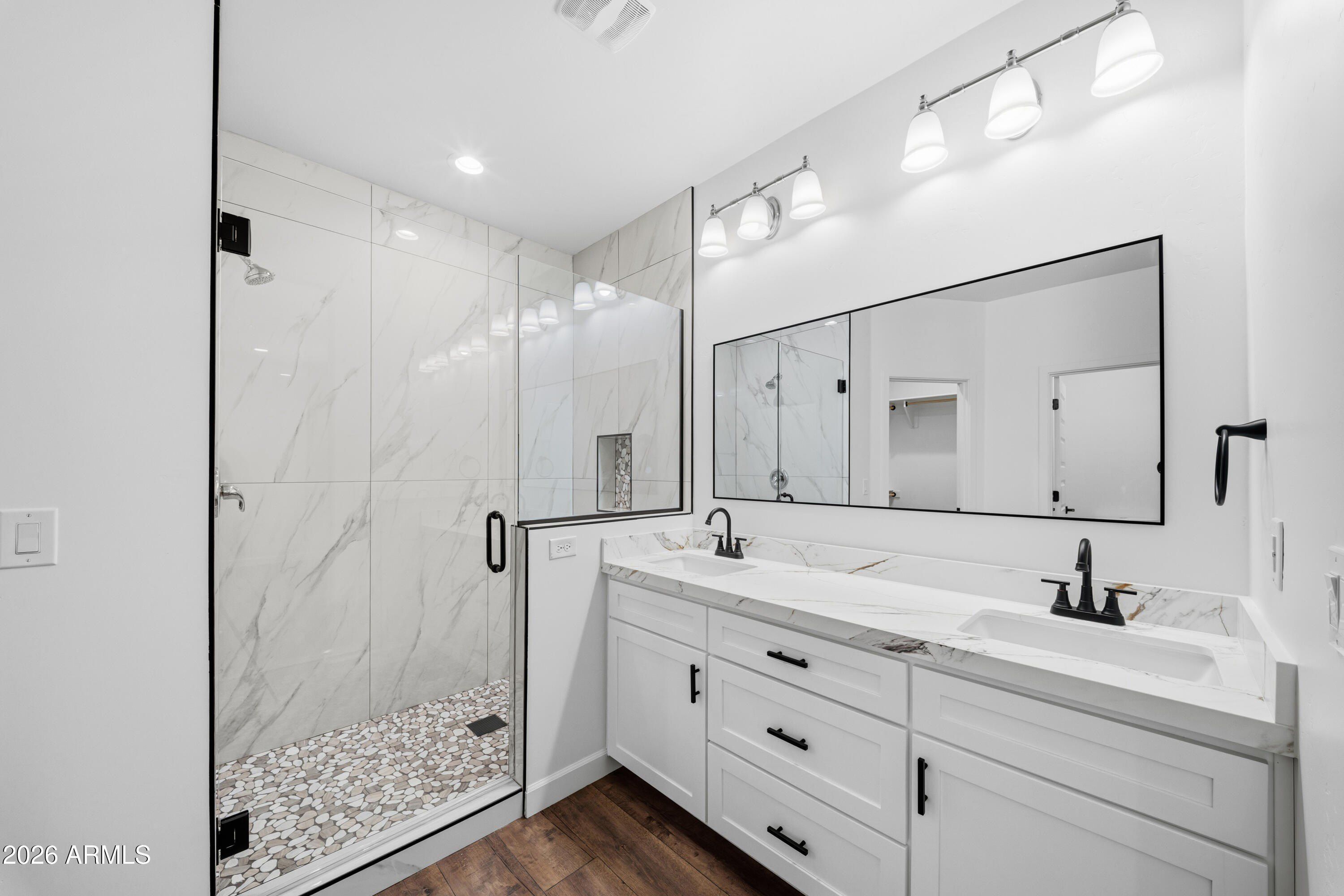 15940 S Glen Circle. Arizona City, AZ 85123