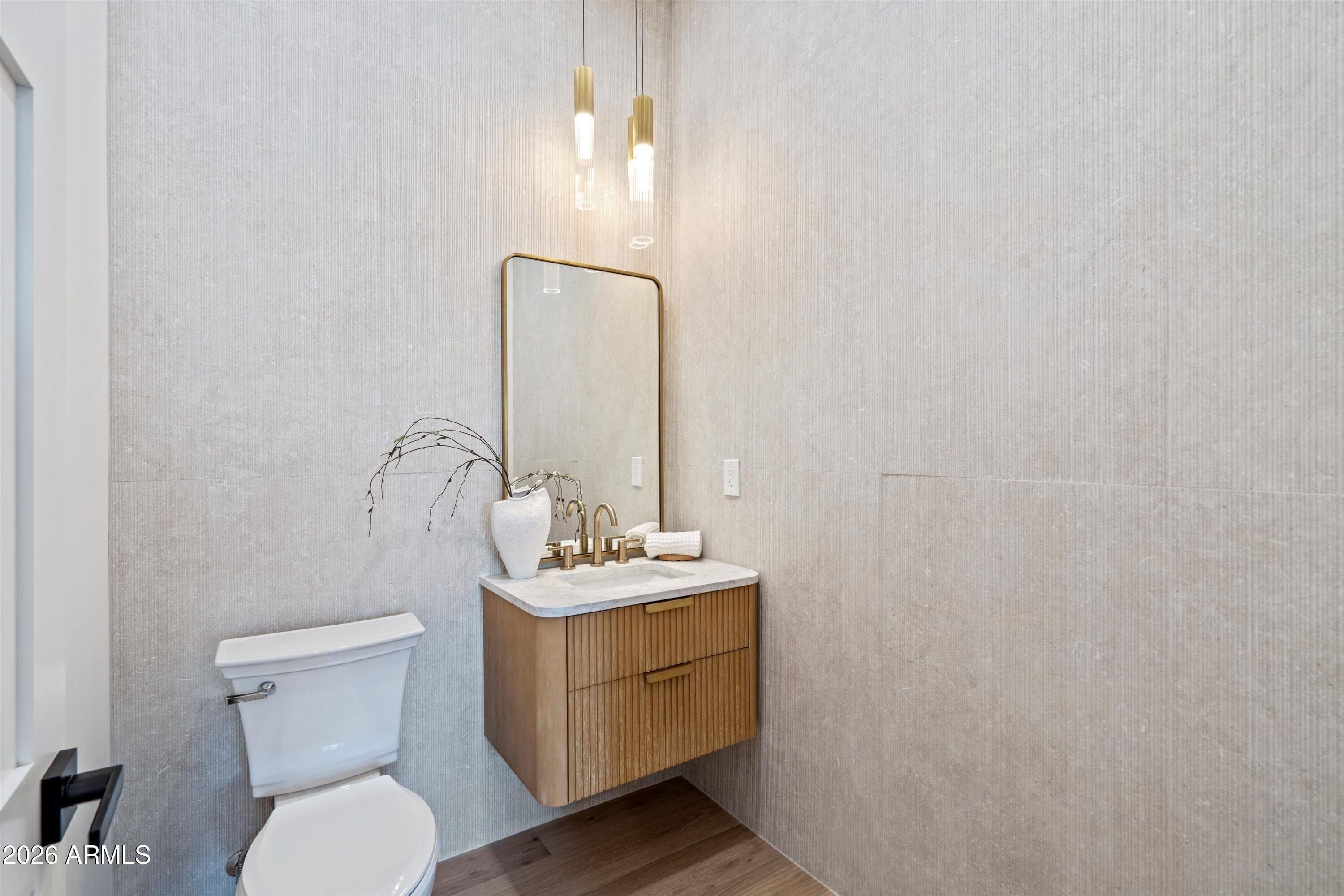 4107 E Avalon Drive. Phoenix, AZ 85018