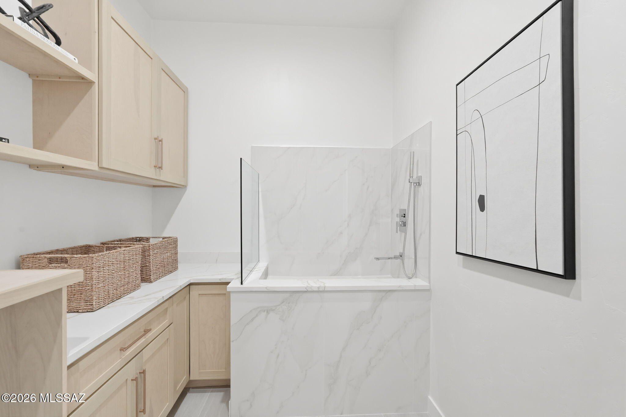 2537 N Lloyd Bush Drive. Tucson, AZ 85745